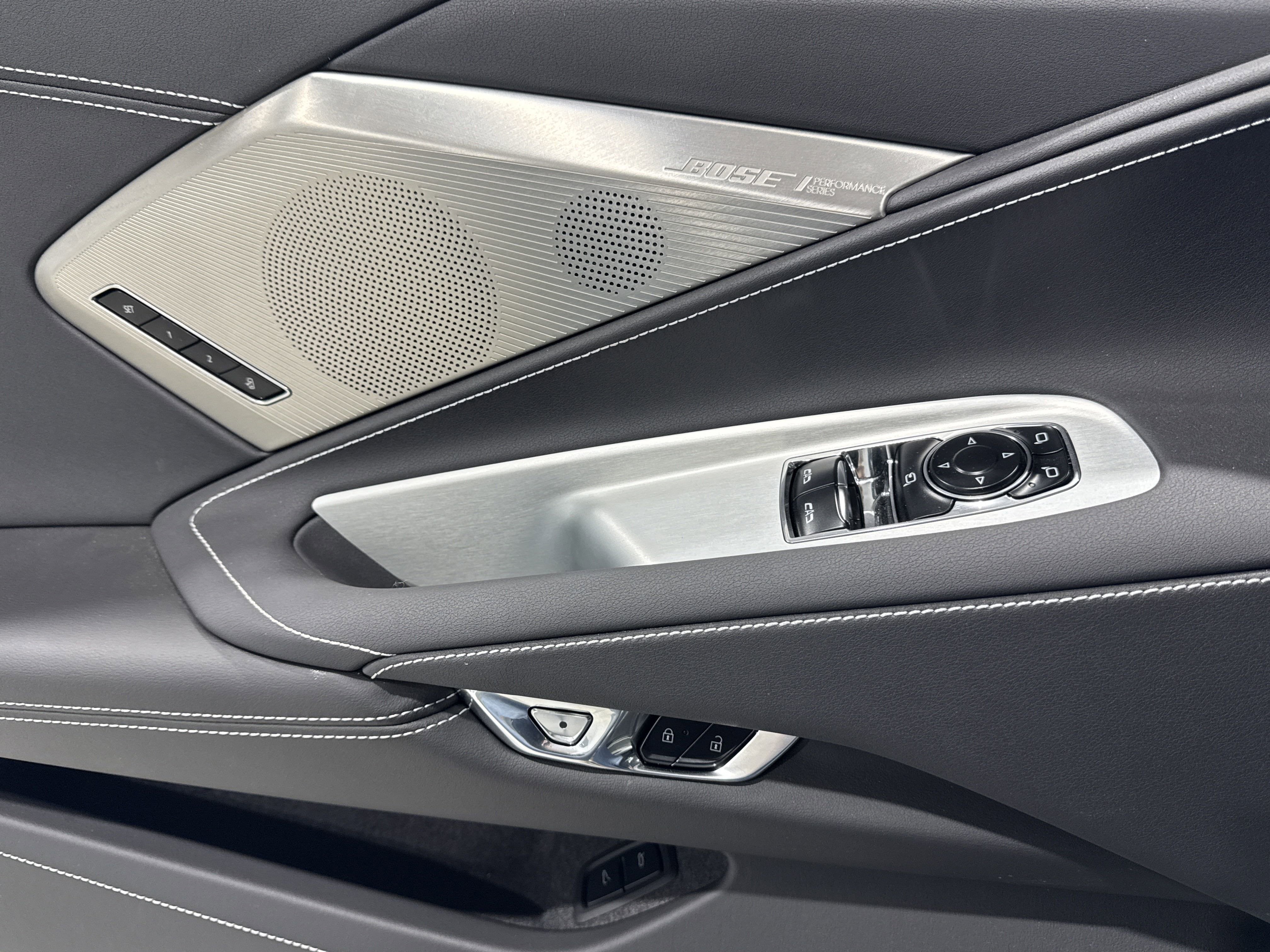 2024 Chevrolet Corvette Stingray 2LT