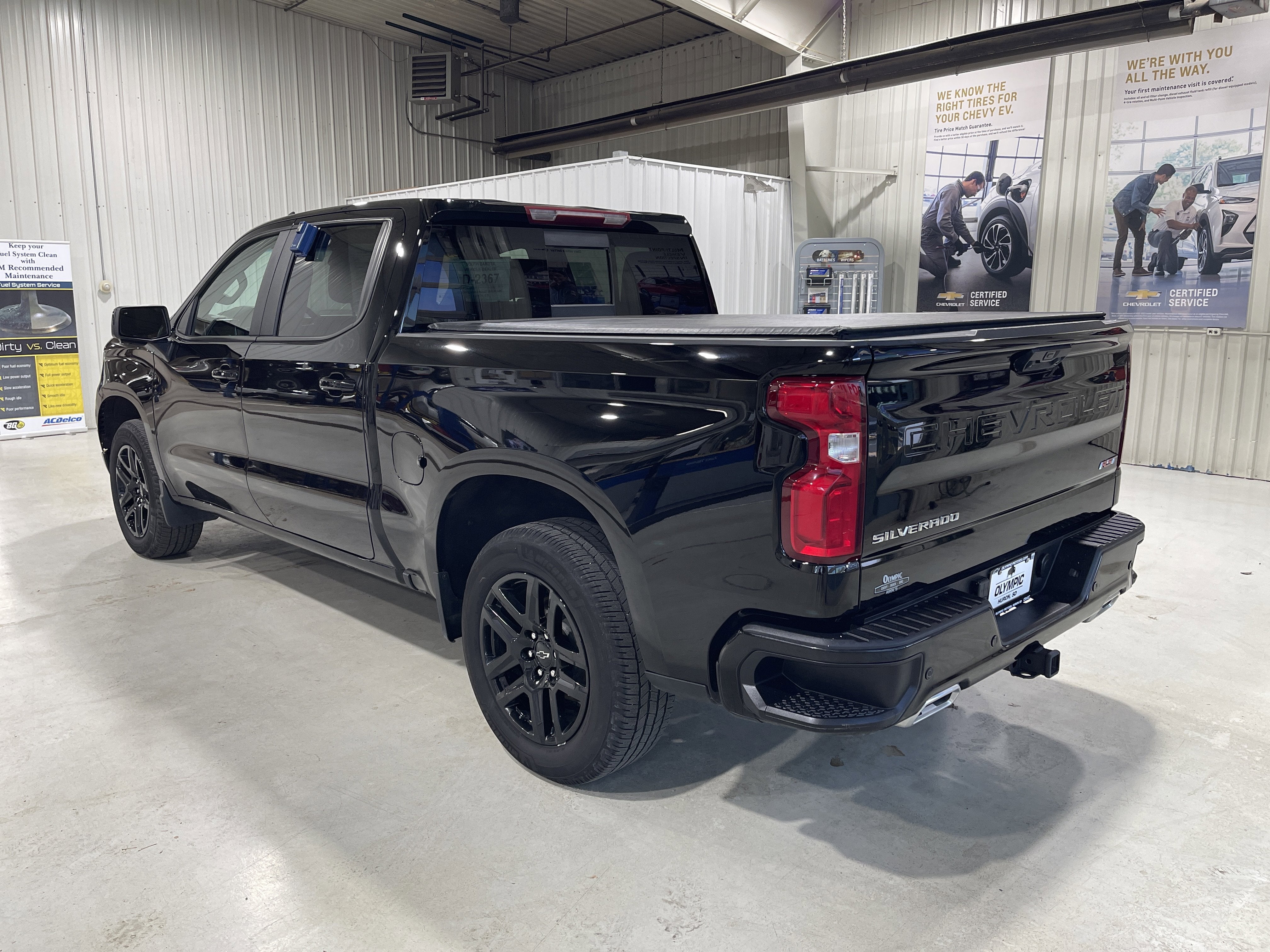 2024 Chevrolet Silverado 1500 RST