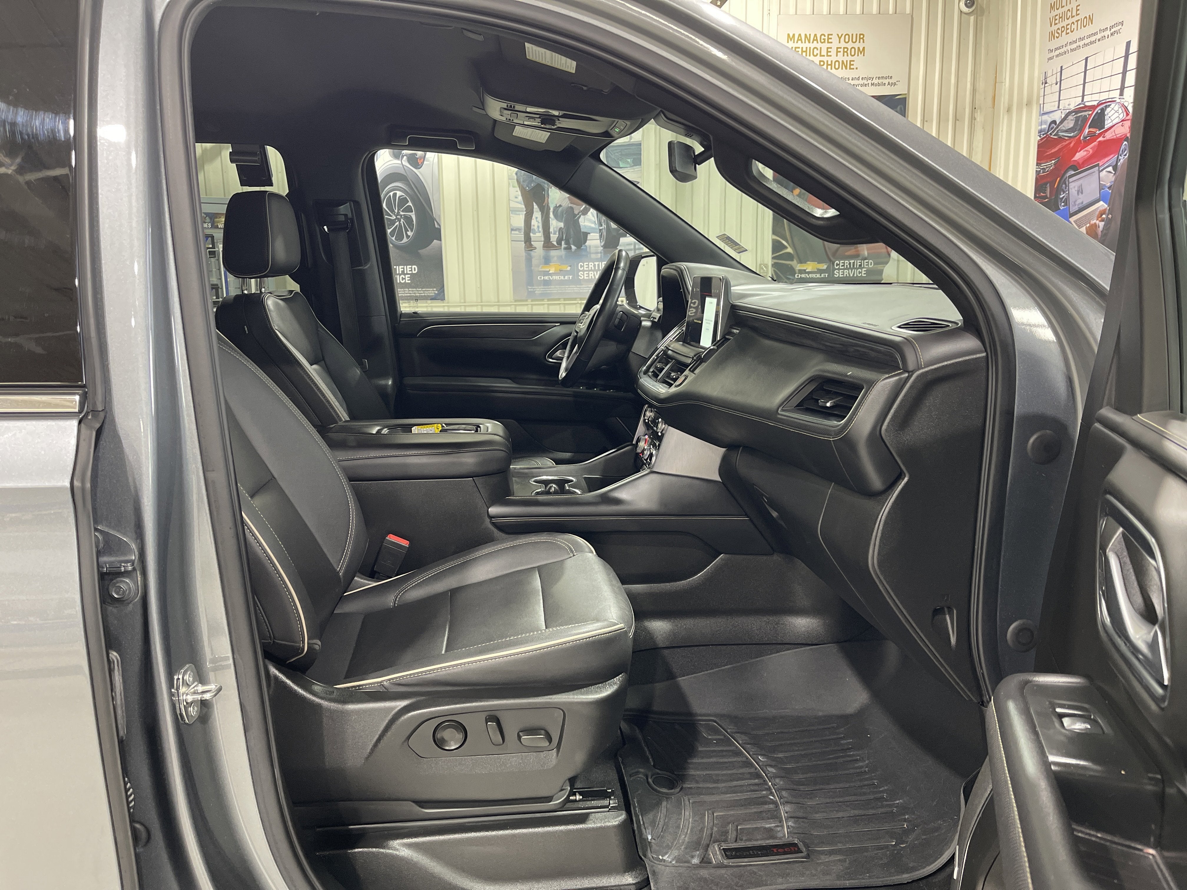 2022 GMC Yukon XL SLT