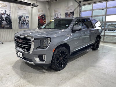 2022 GMC Yukon XL SLT