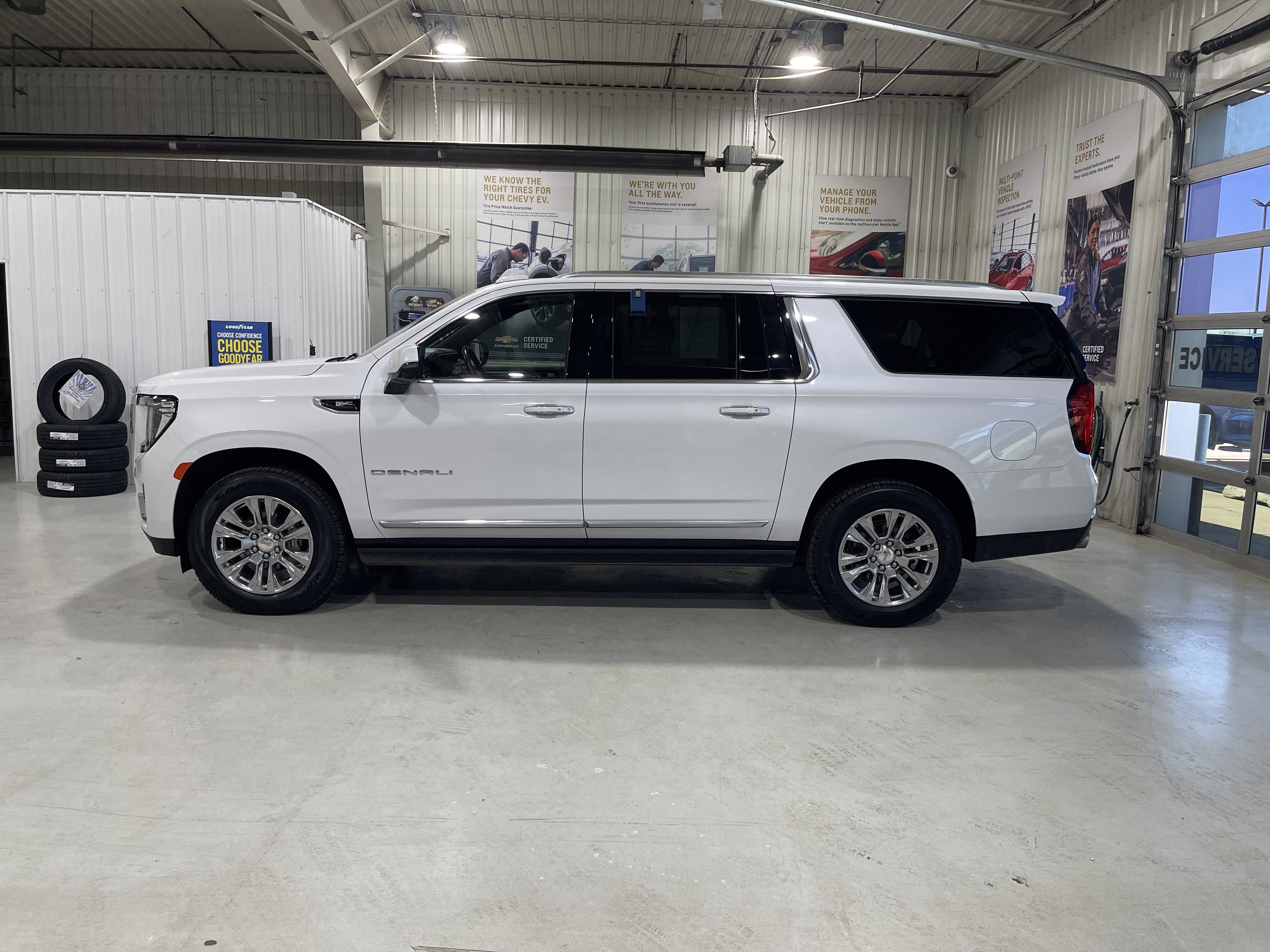 2022 GMC Yukon XL Denali