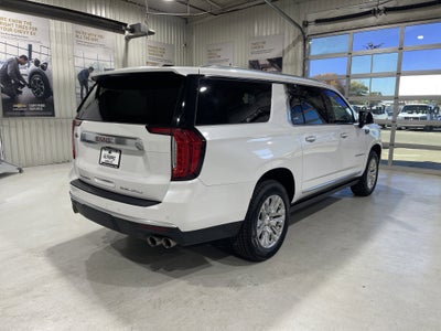 2022 GMC Yukon XL Denali