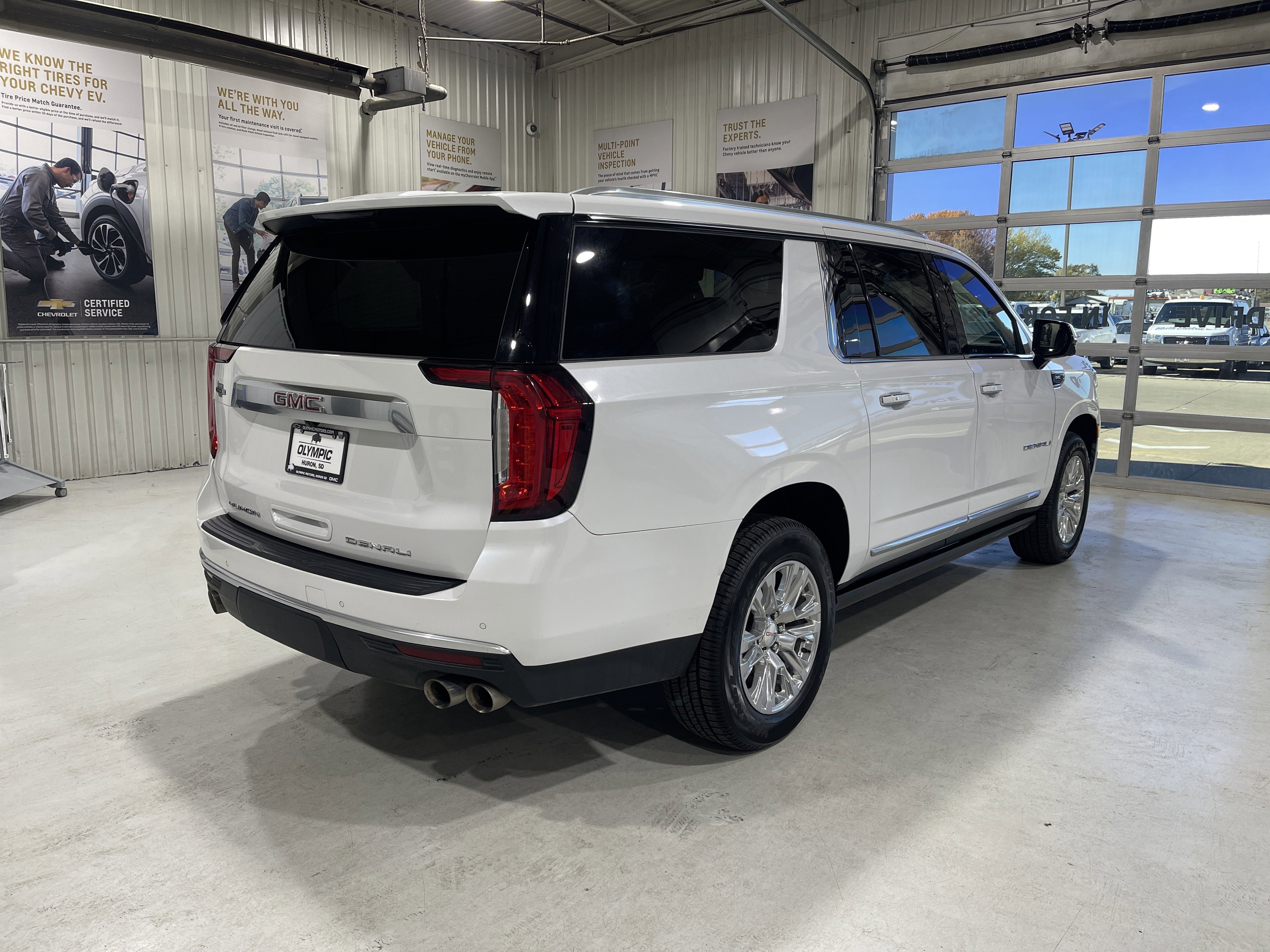 2022 GMC Yukon XL Denali