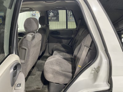 2004 Chevrolet Trailblazer LS