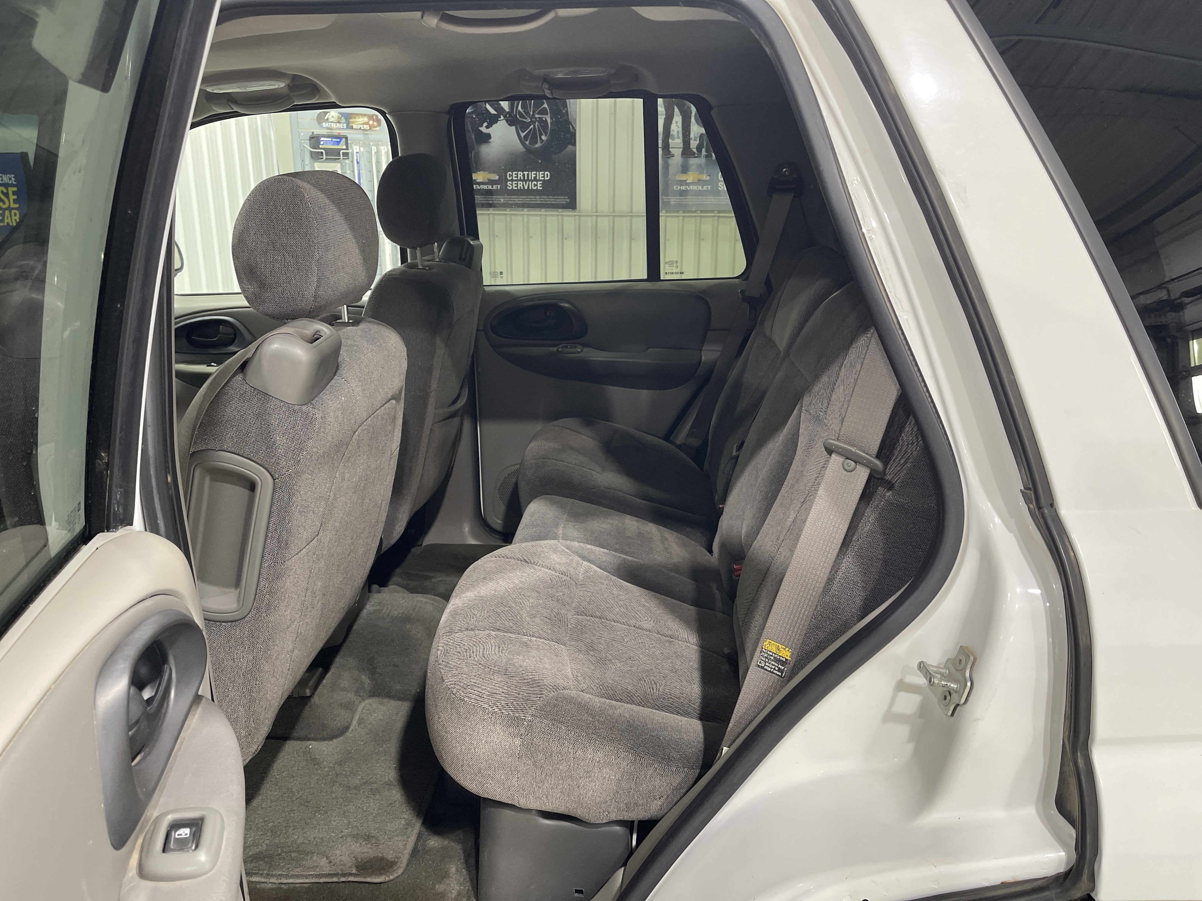 2004 Chevrolet Trailblazer LS