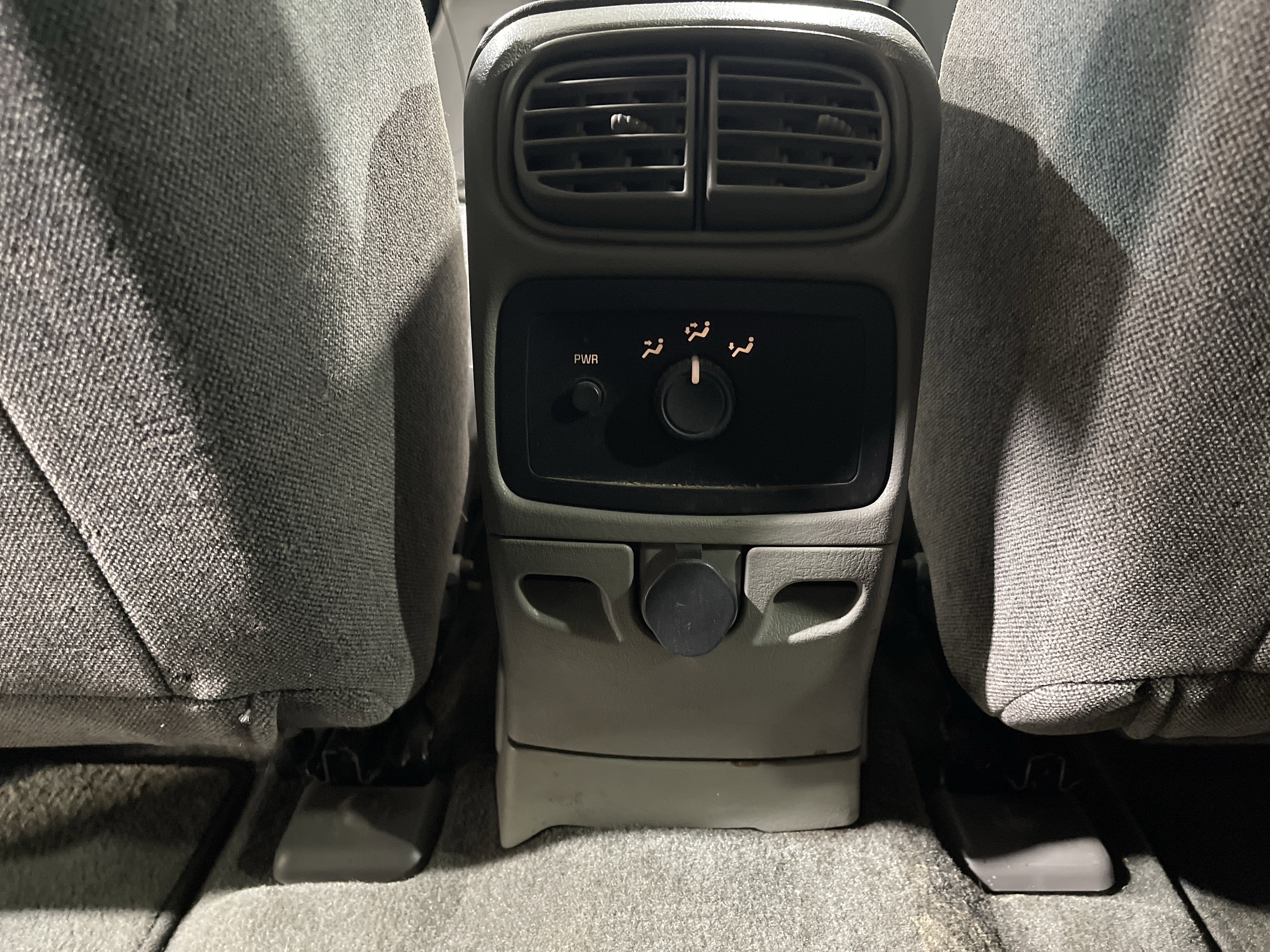 2004 Chevrolet Trailblazer LS