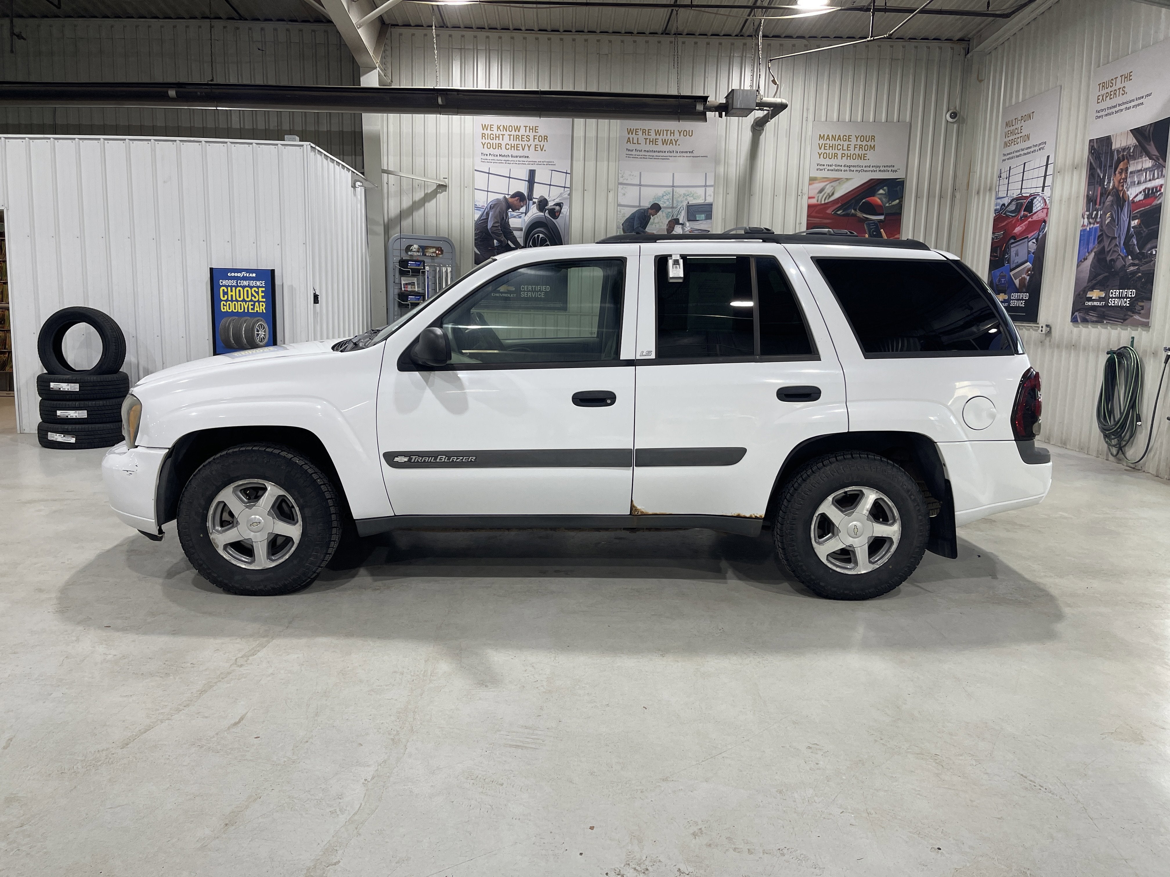 2004 Chevrolet Trailblazer LS