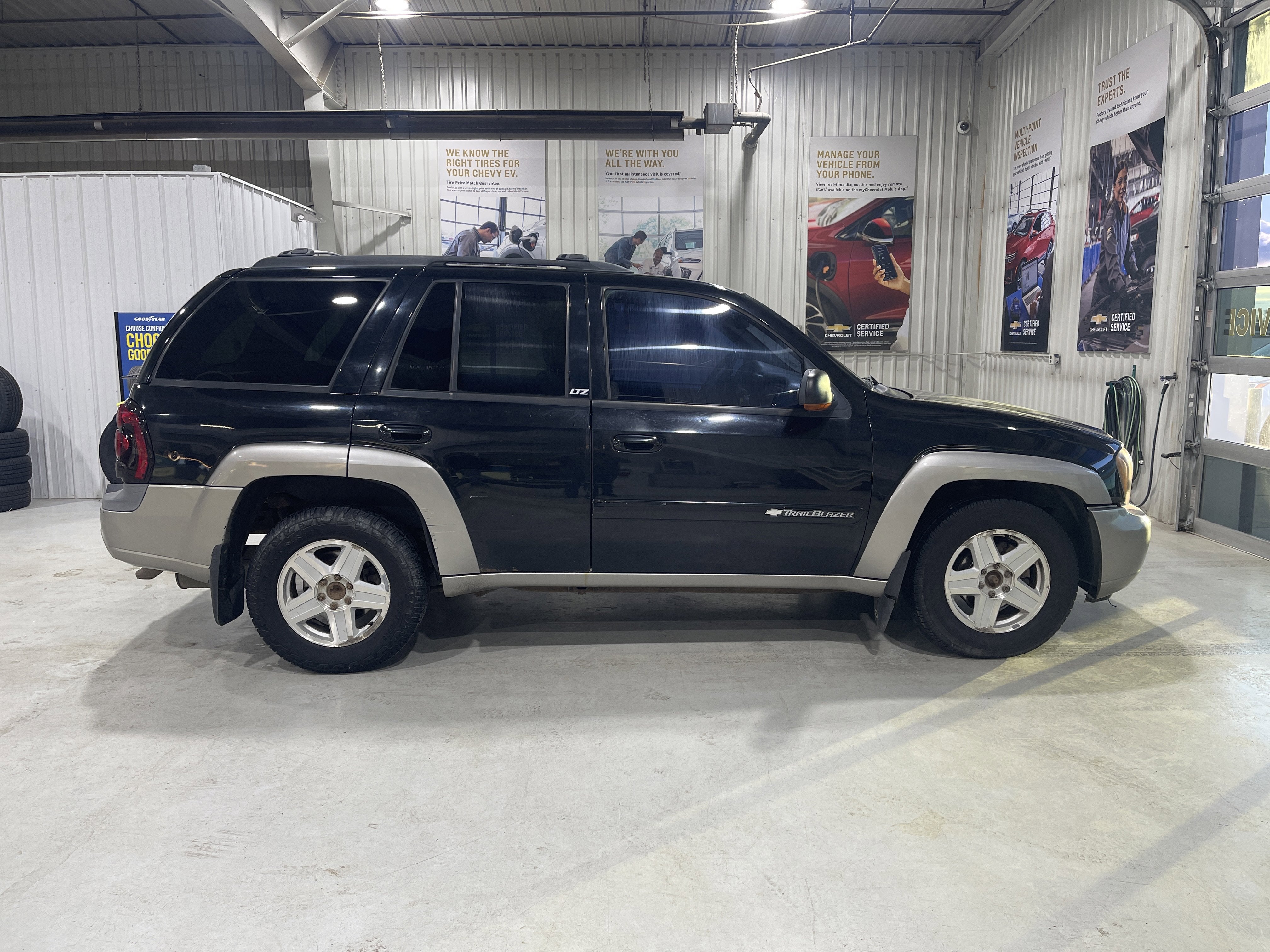 2003 Chevrolet Trailblazer LTZ