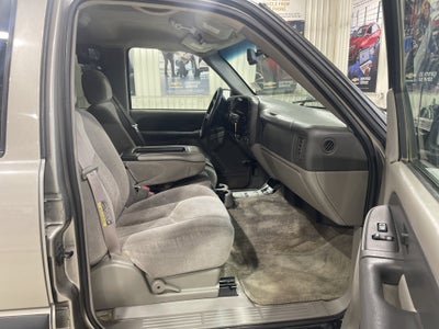 2003 Chevrolet Tahoe LS