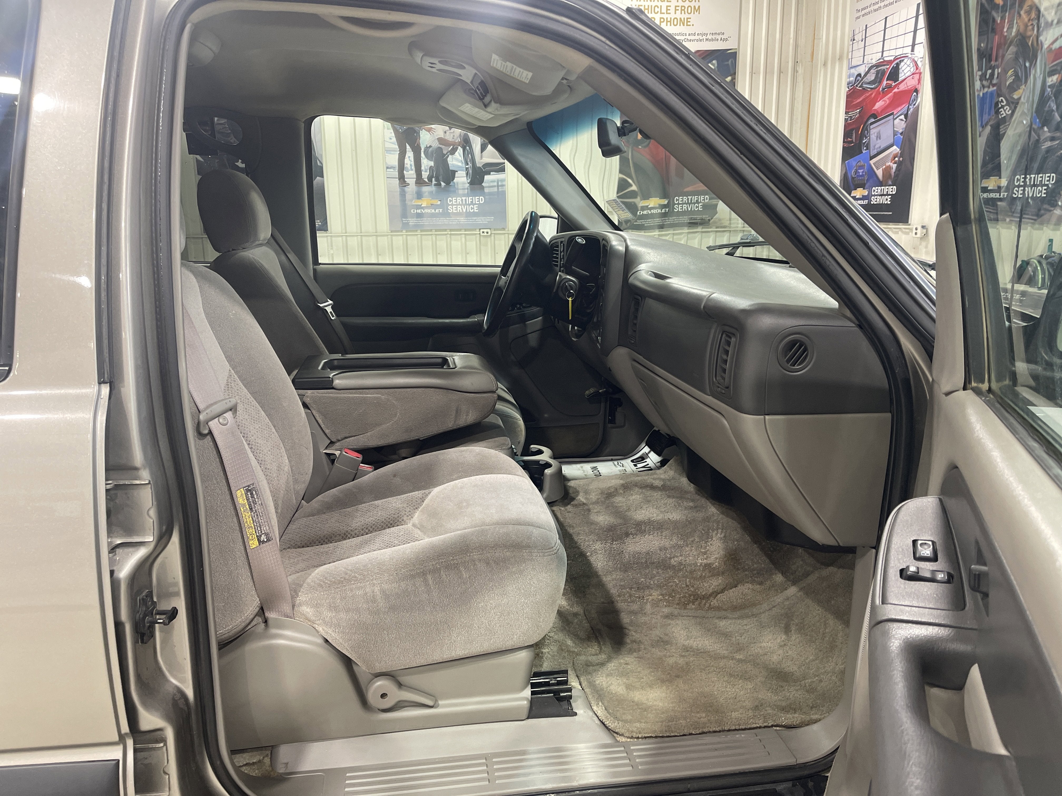 2003 Chevrolet Tahoe LS