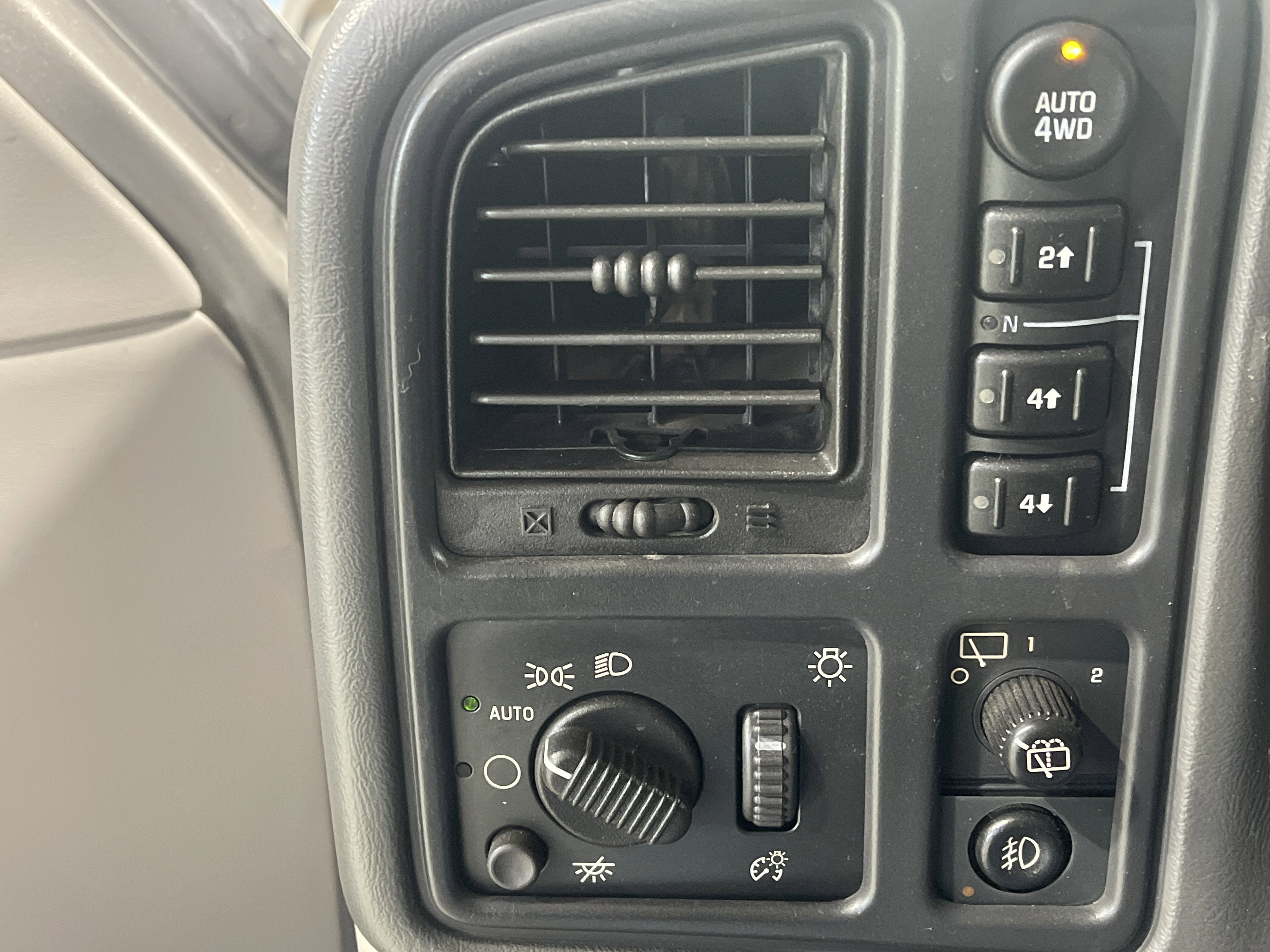 2003 Chevrolet Tahoe LS