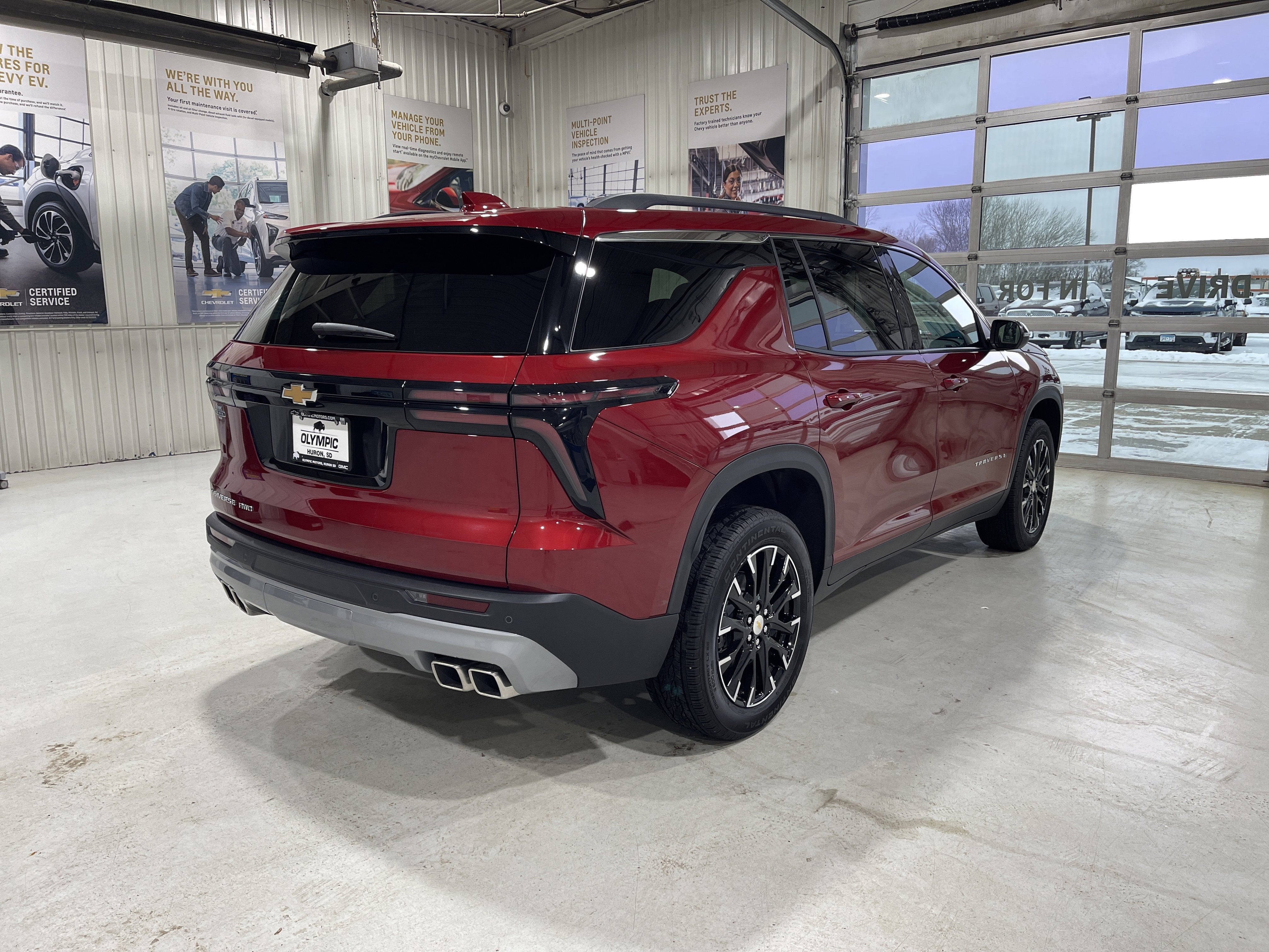 2026 Chevrolet Traverse LT