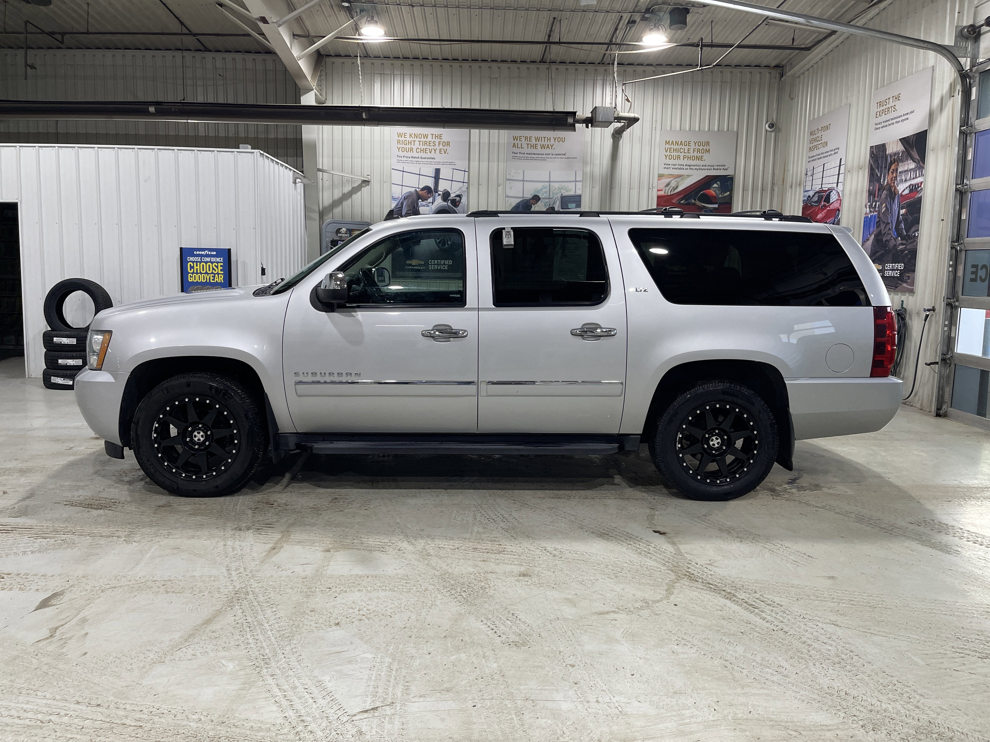 2014 Chevrolet Suburban LTZ
