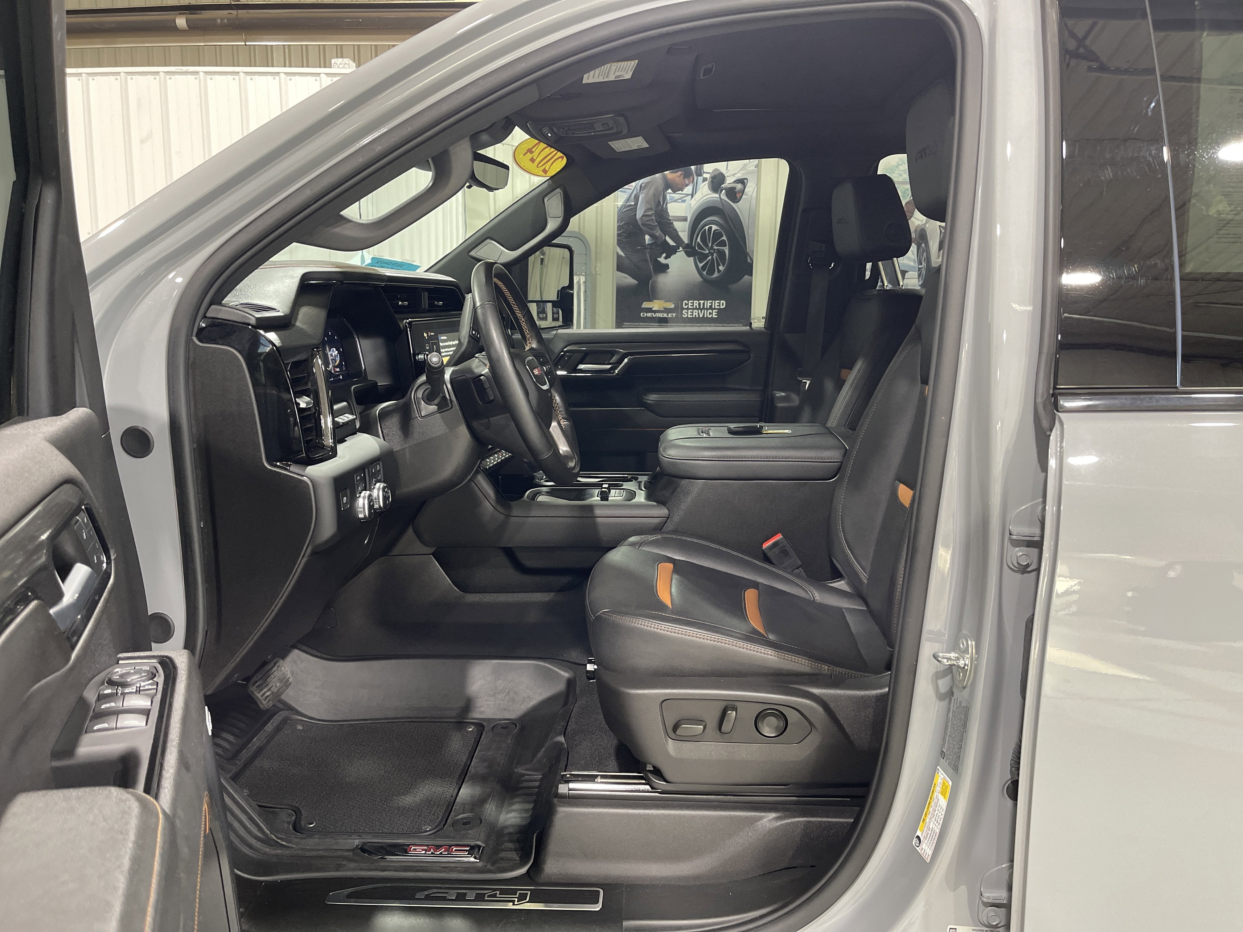 2024 GMC Sierra 2500 HD AT4