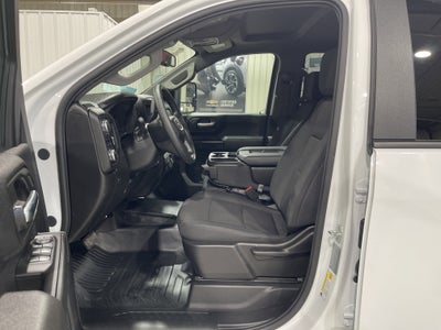 2025 GMC Sierra 2500 HD Pro