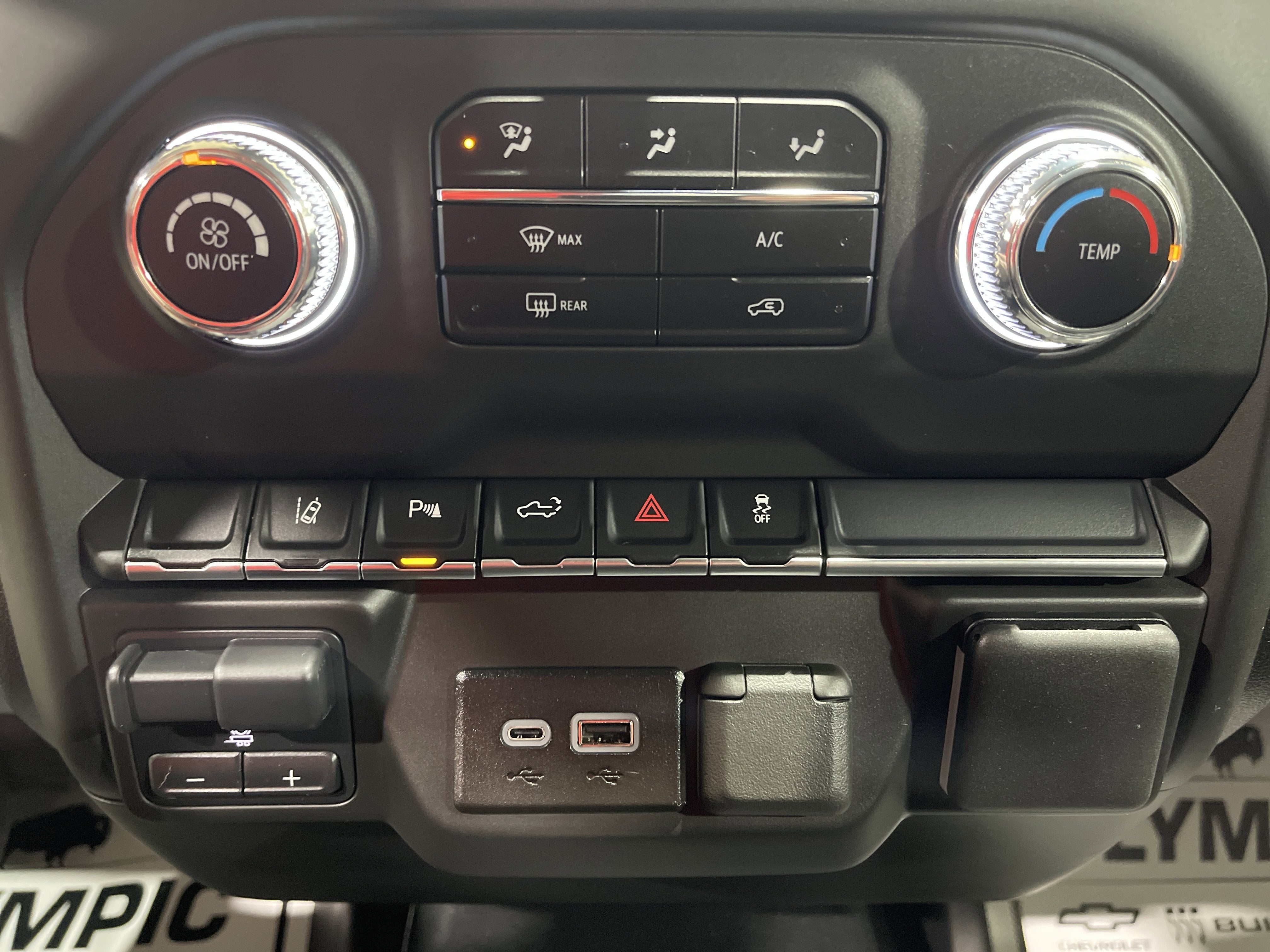 2025 GMC Sierra 2500 HD Pro