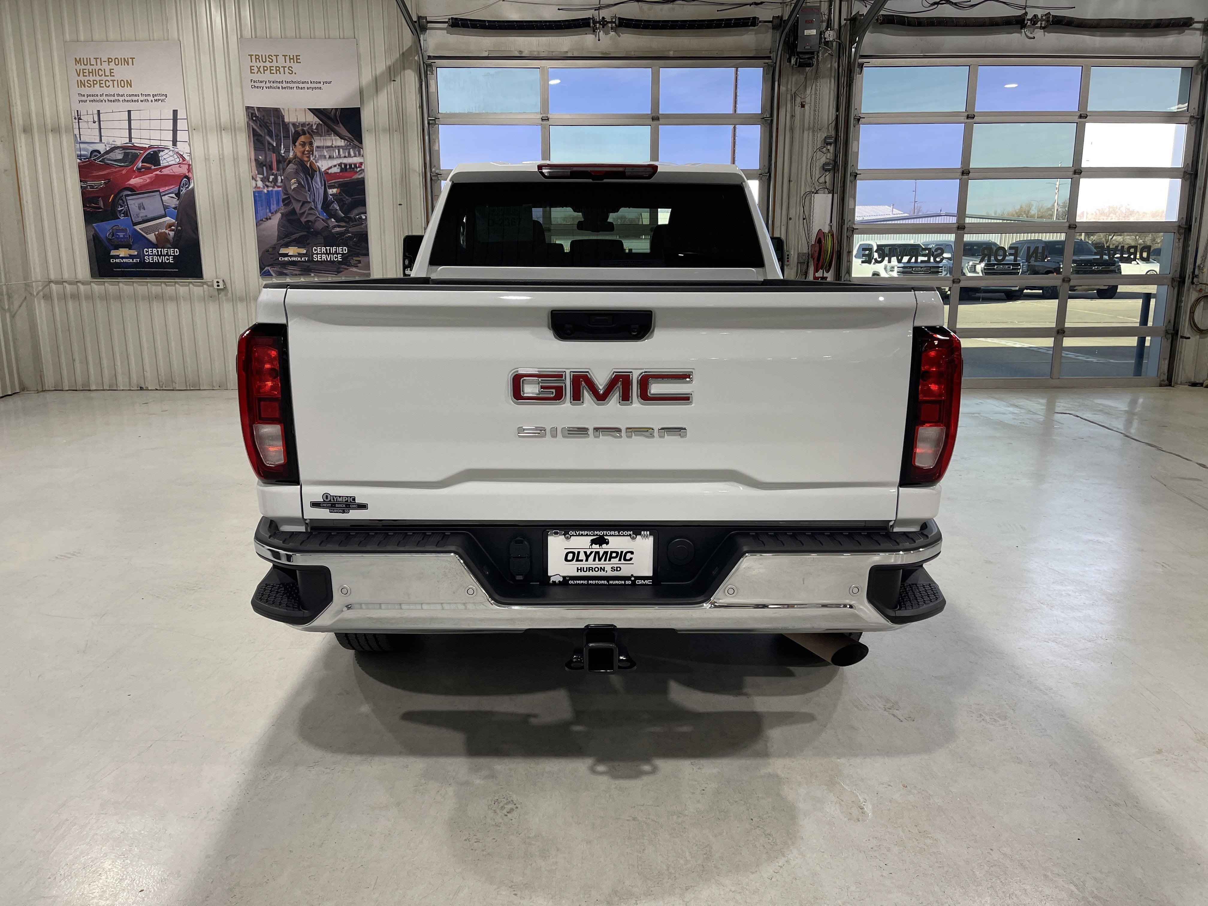 2025 GMC Sierra 2500 HD Pro