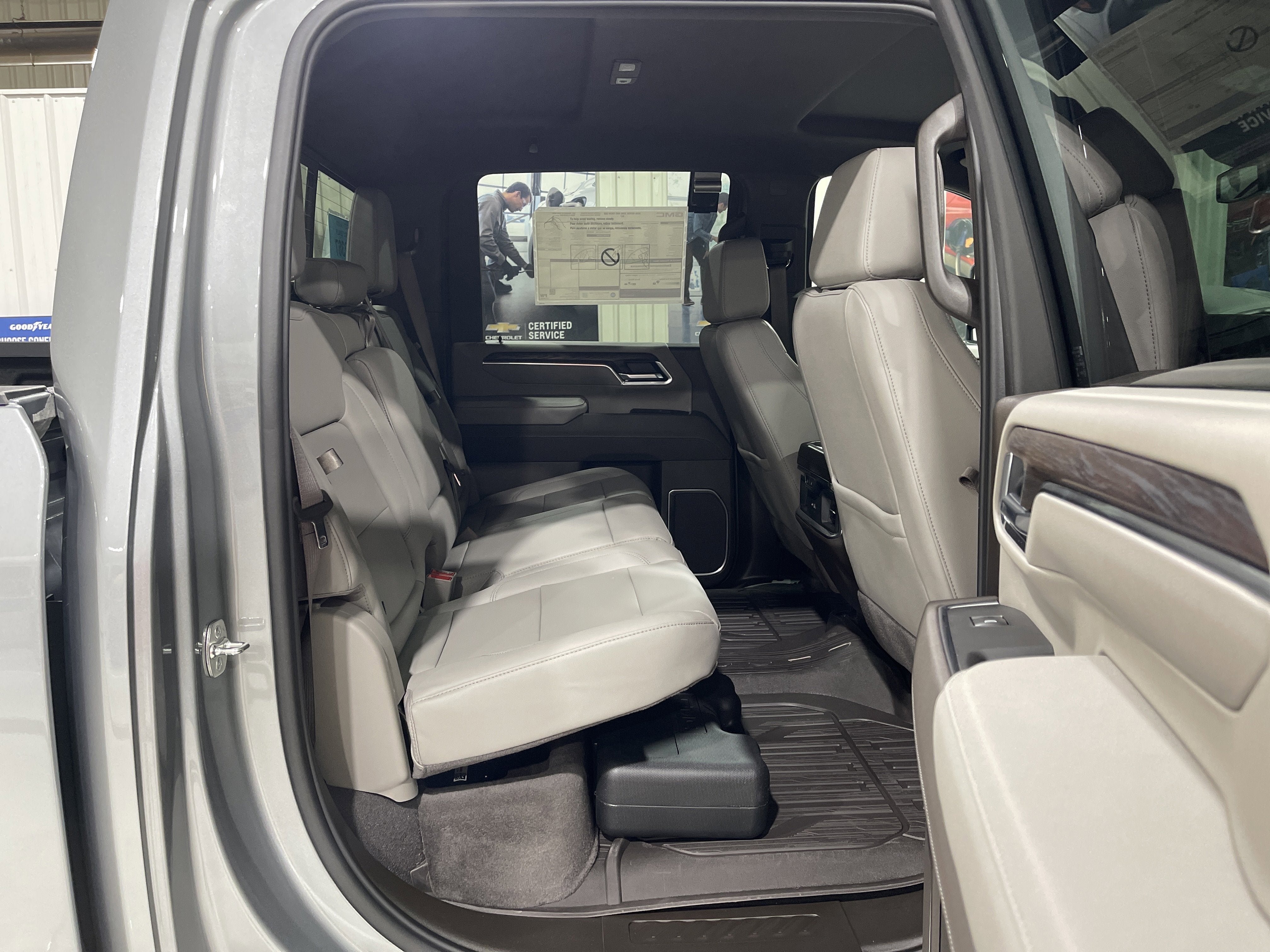 2026 GMC Sierra 3500 HD SLT