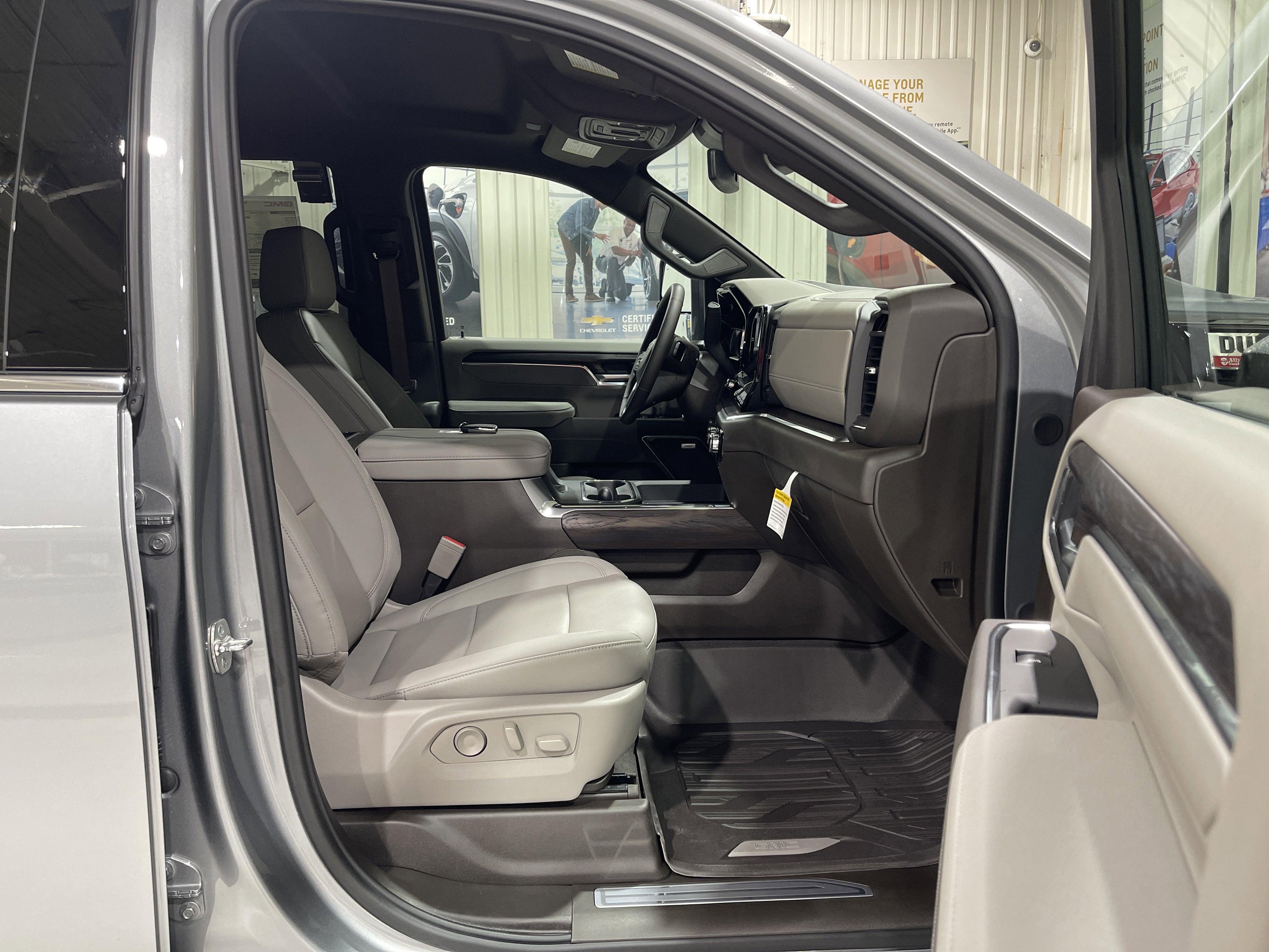 2026 GMC Sierra 3500 HD SLT