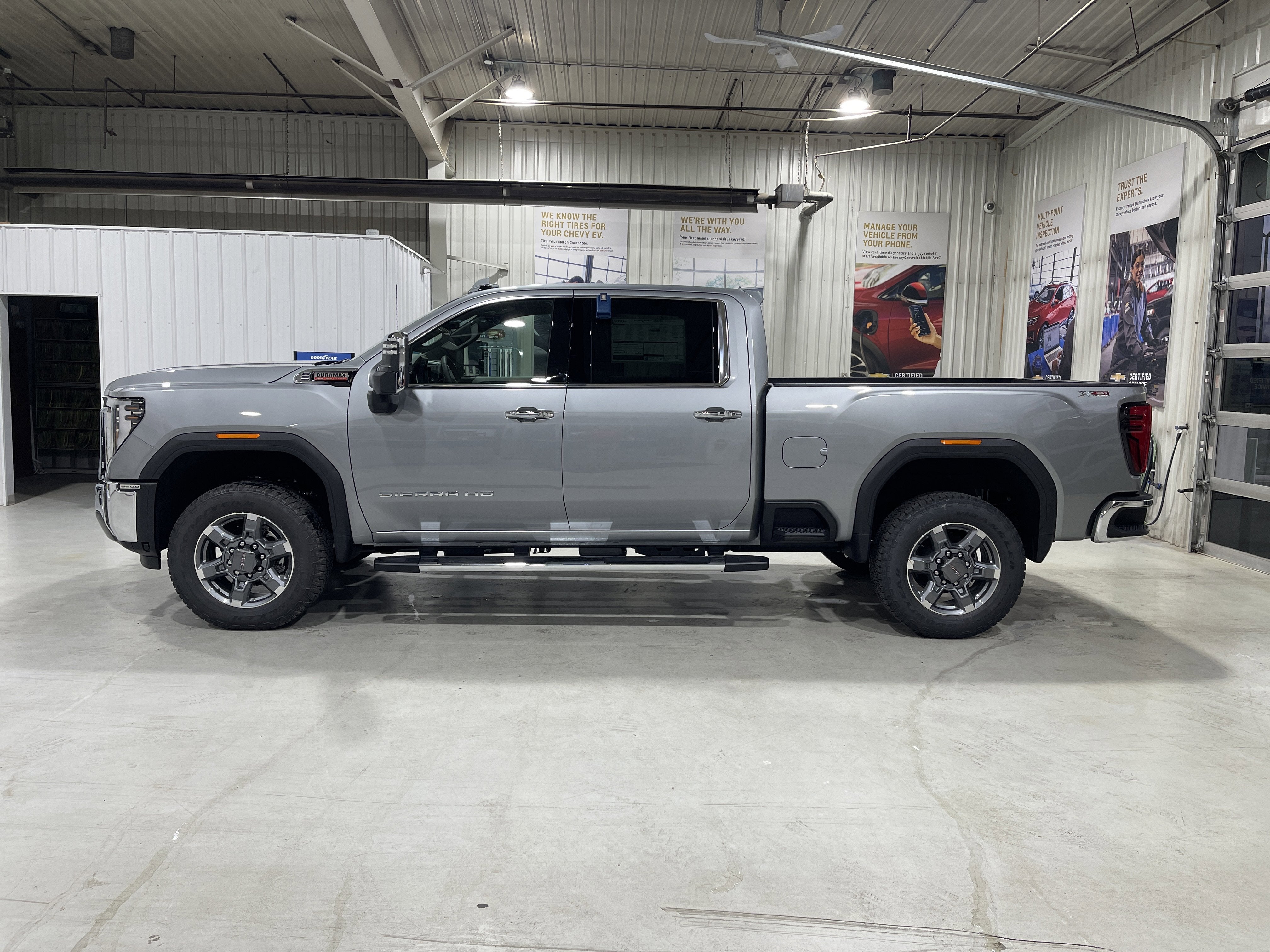 2026 GMC Sierra 3500 HD SLT