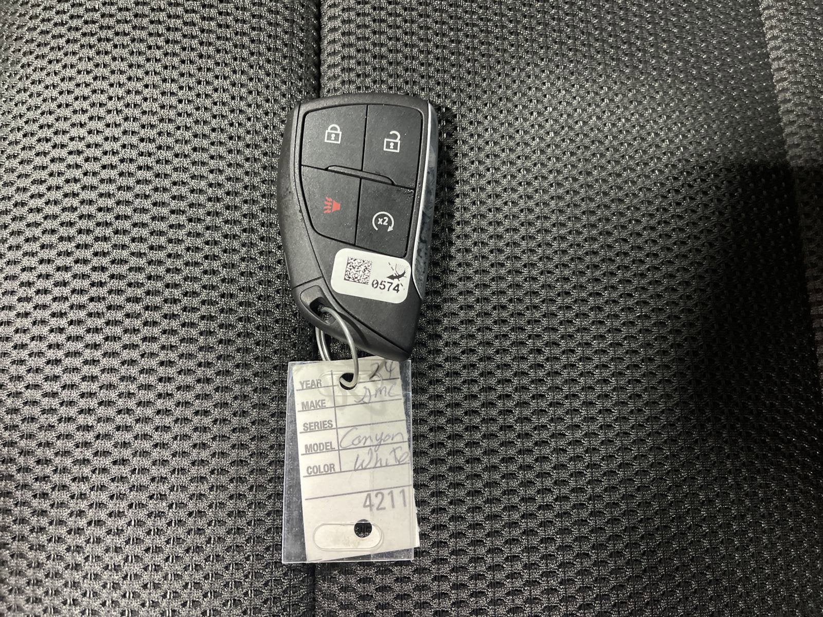 2024 GMC Canyon Elevation