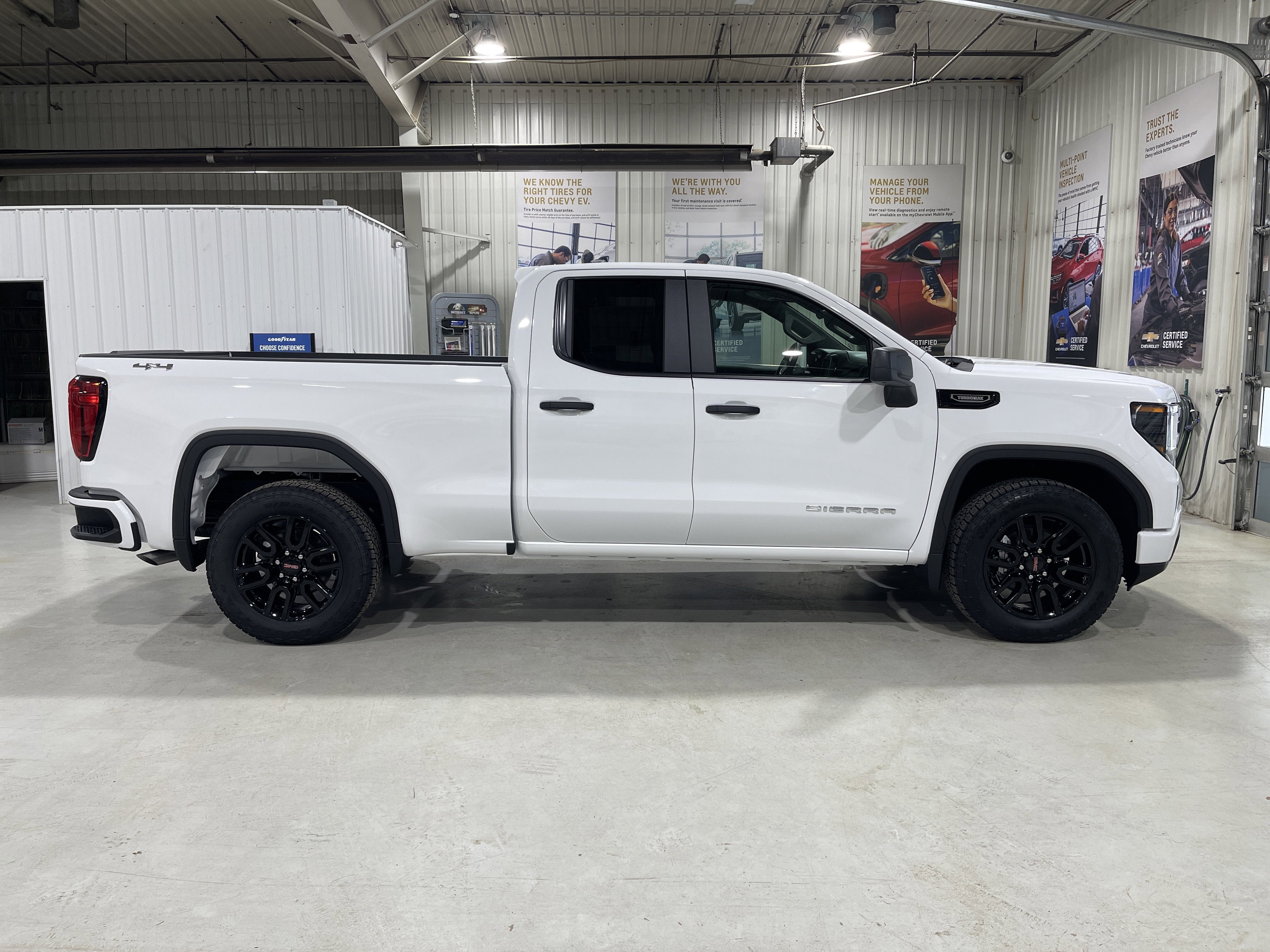 2026 GMC Sierra 1500 Pro