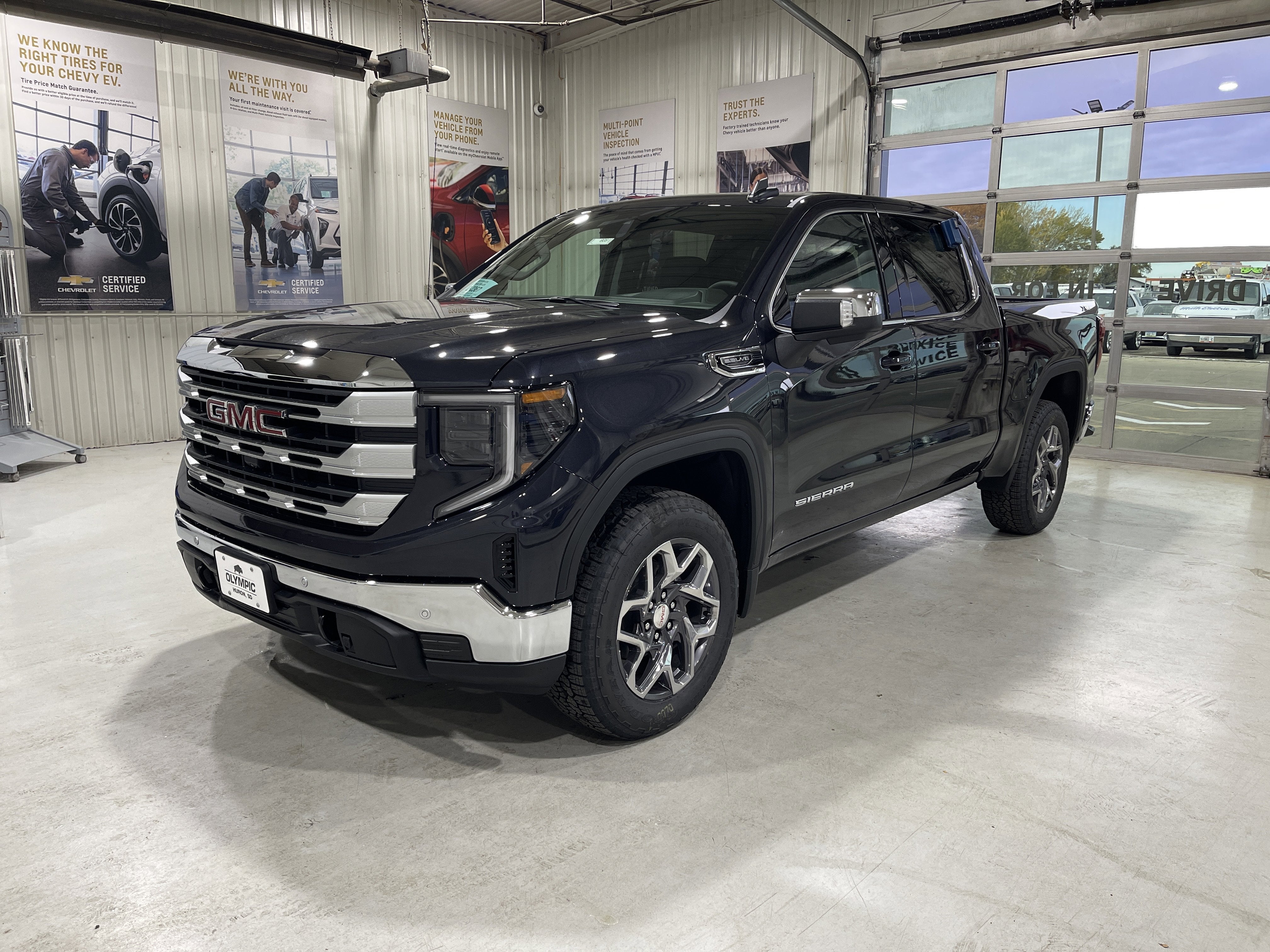 2026 GMC Sierra 1500 SLE