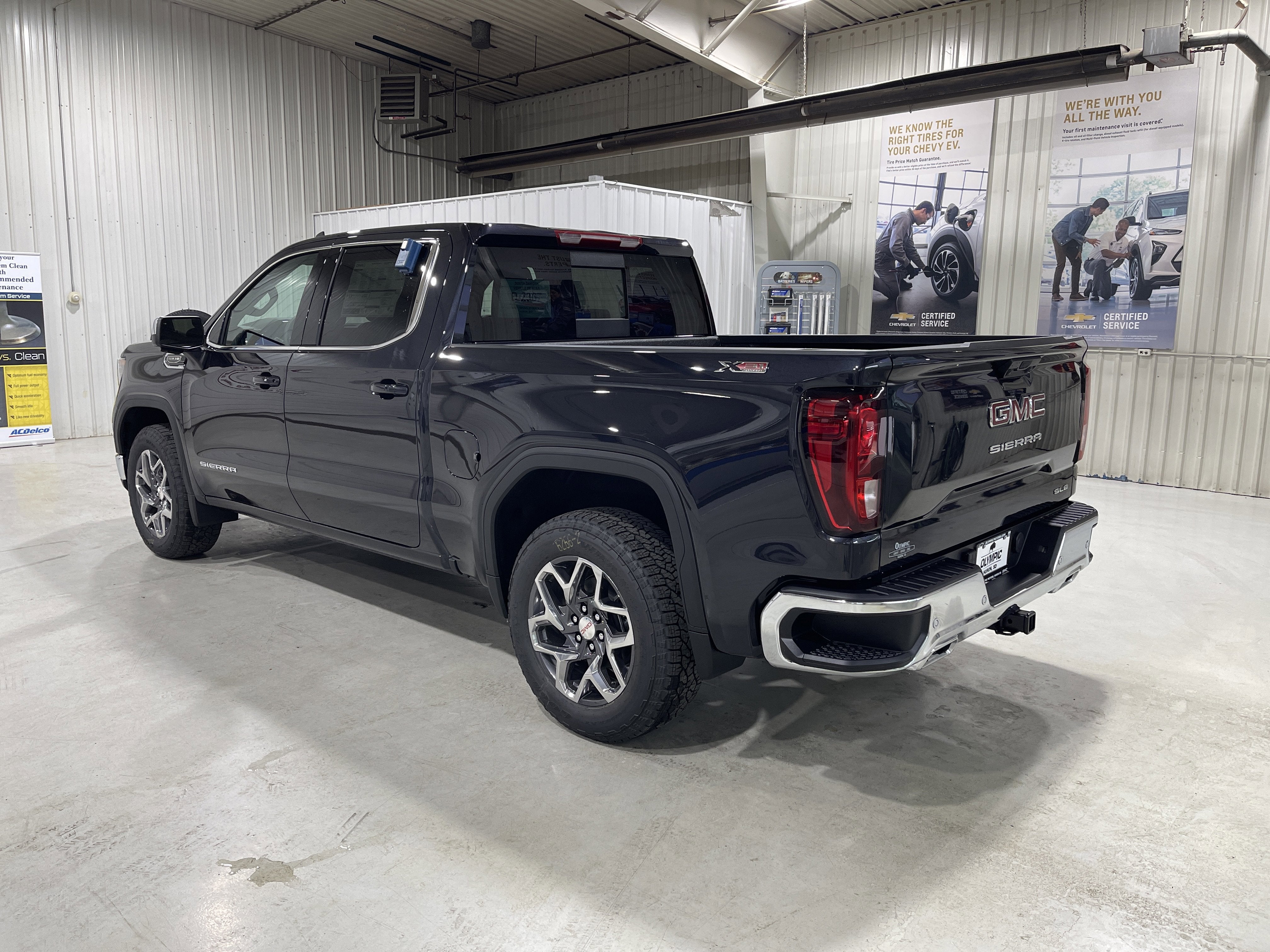 2026 GMC Sierra 1500 SLE