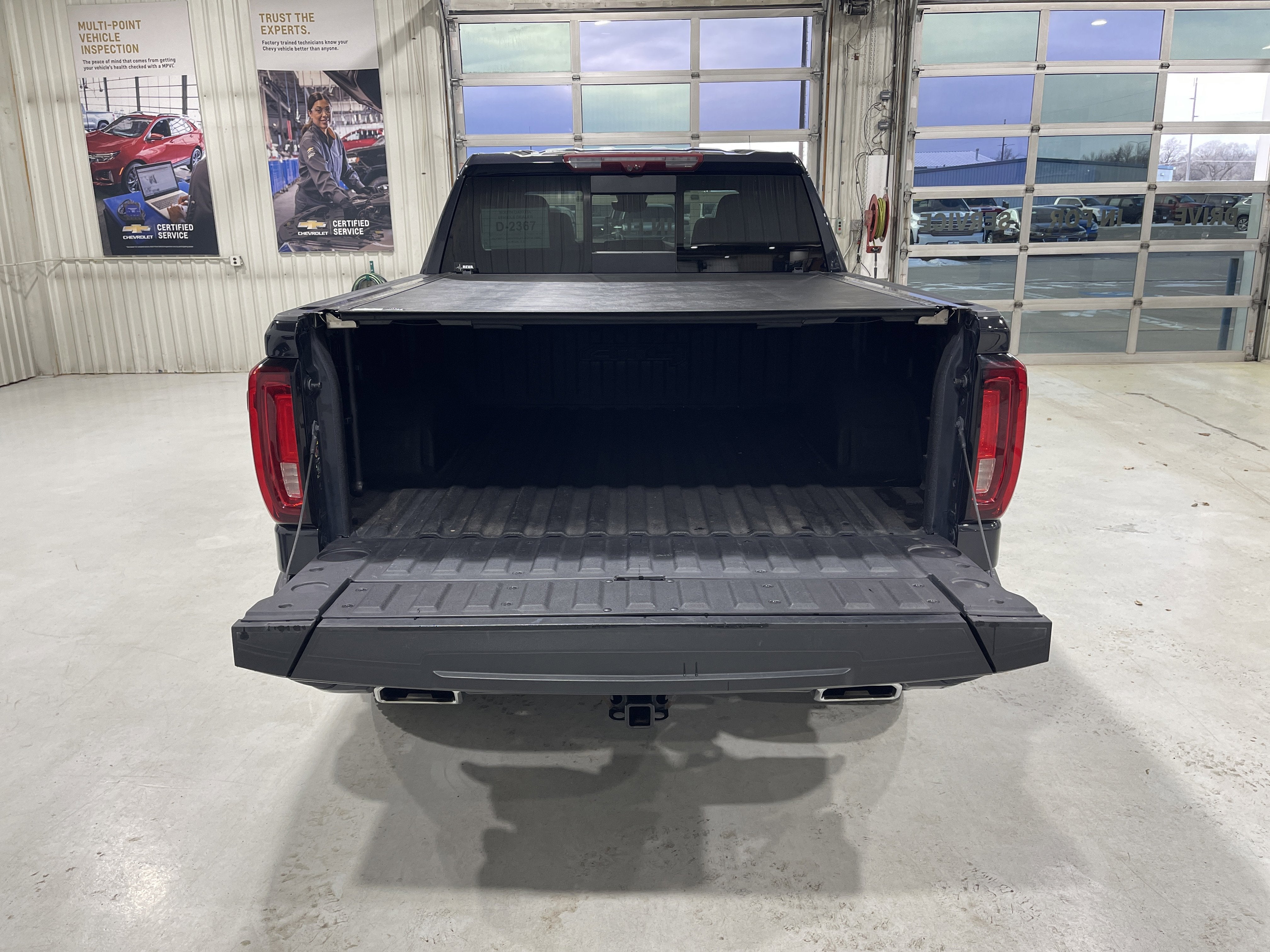 2023 GMC Sierra 1500 AT4