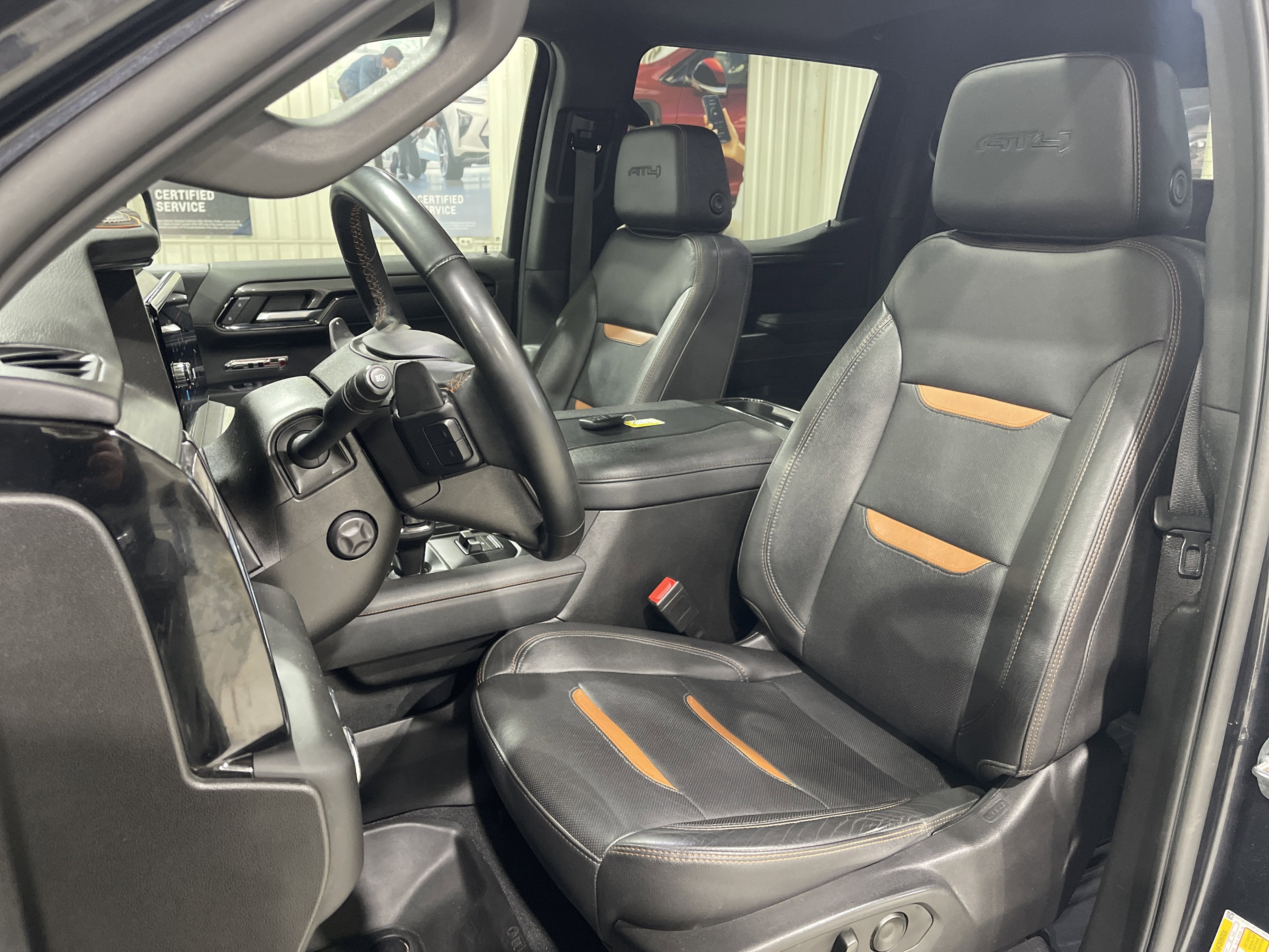 2023 GMC Sierra 1500 AT4