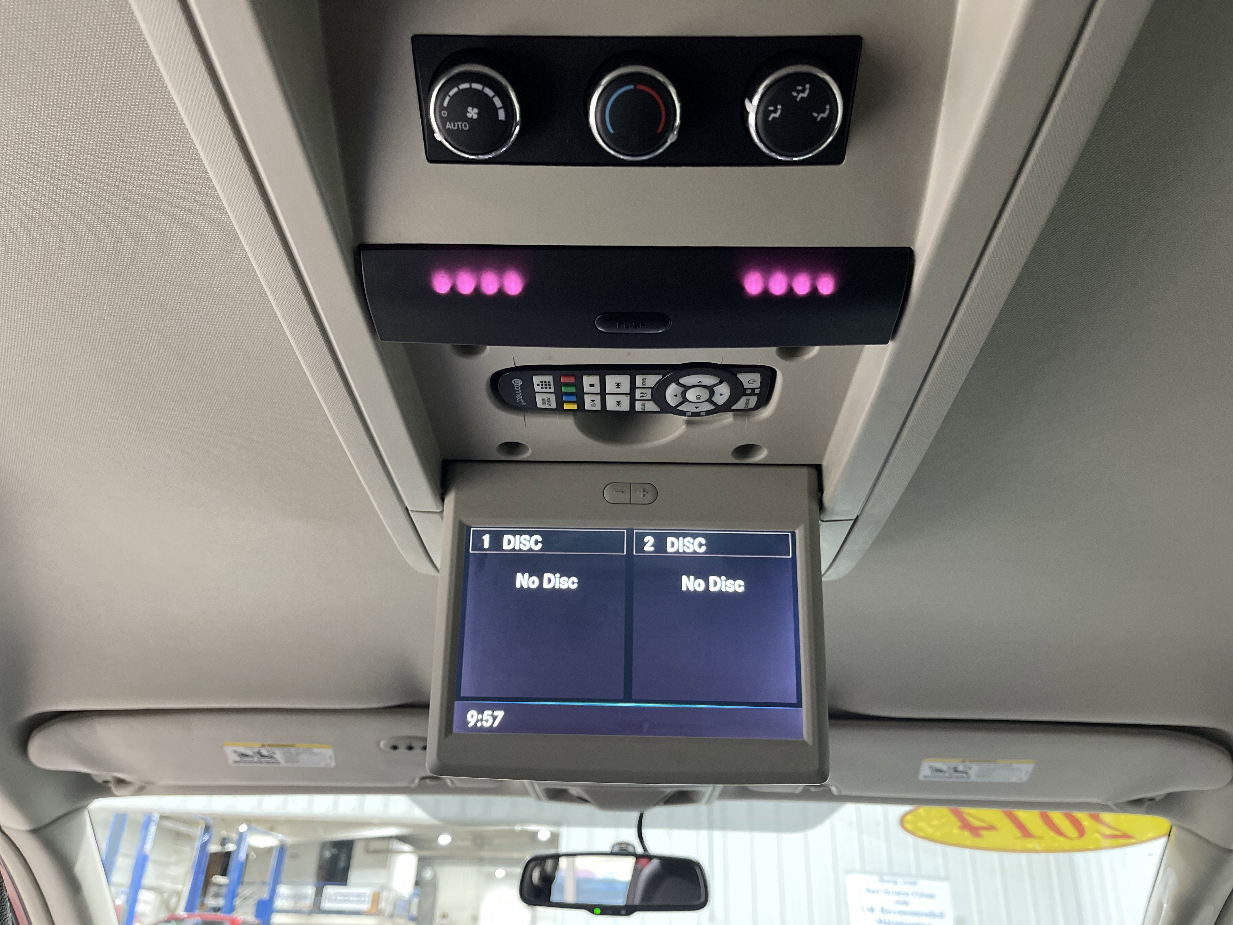 2014 Chrysler Town & Country Touring