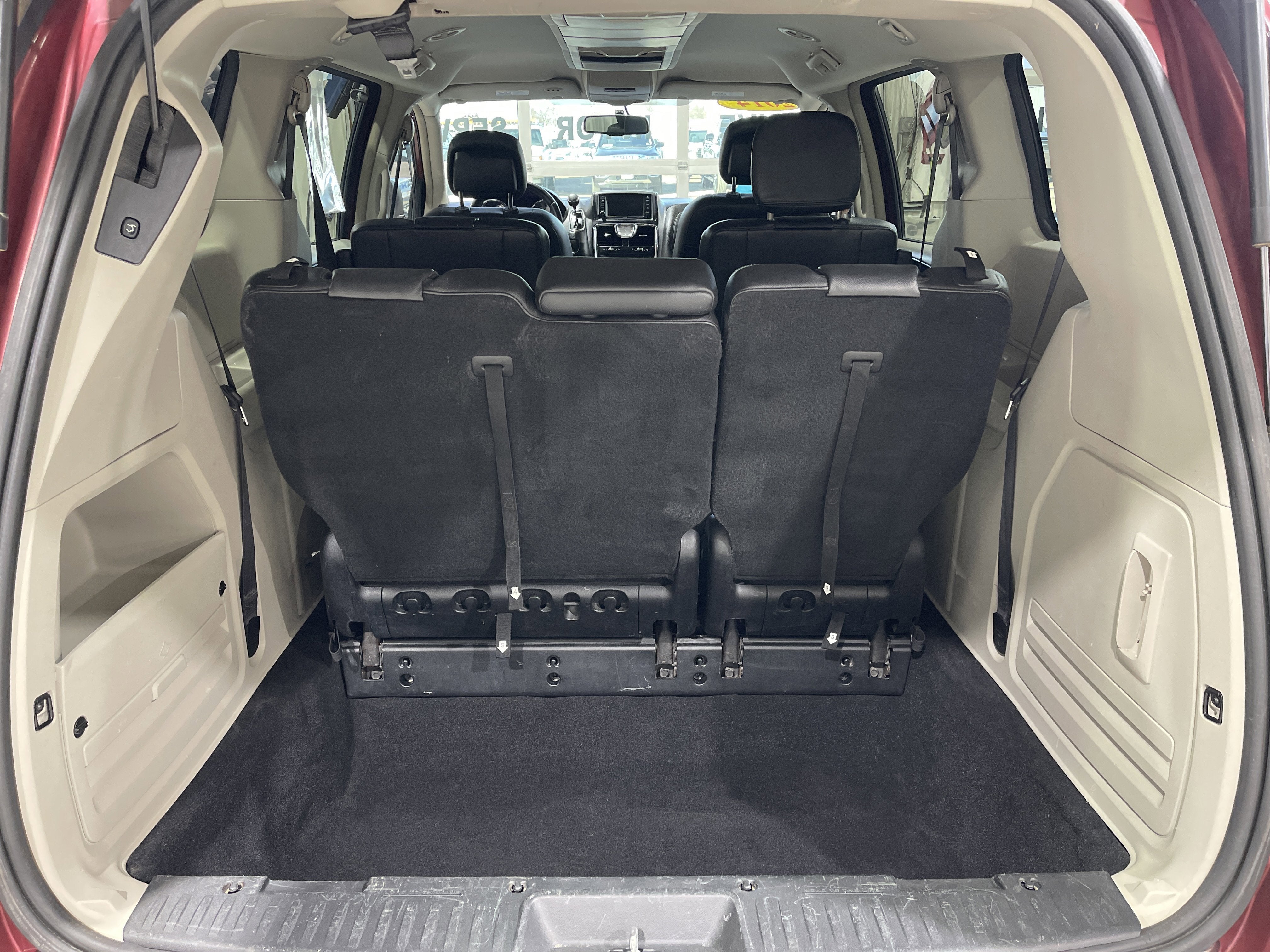 2014 Chrysler Town & Country Touring