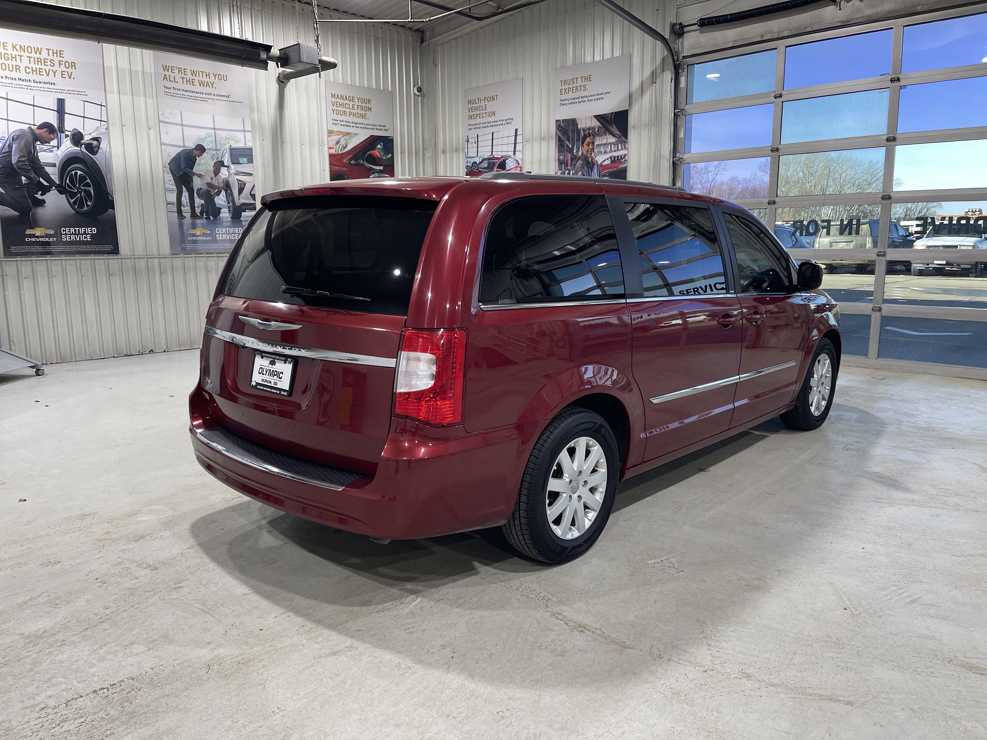 2014 Chrysler Town & Country Touring