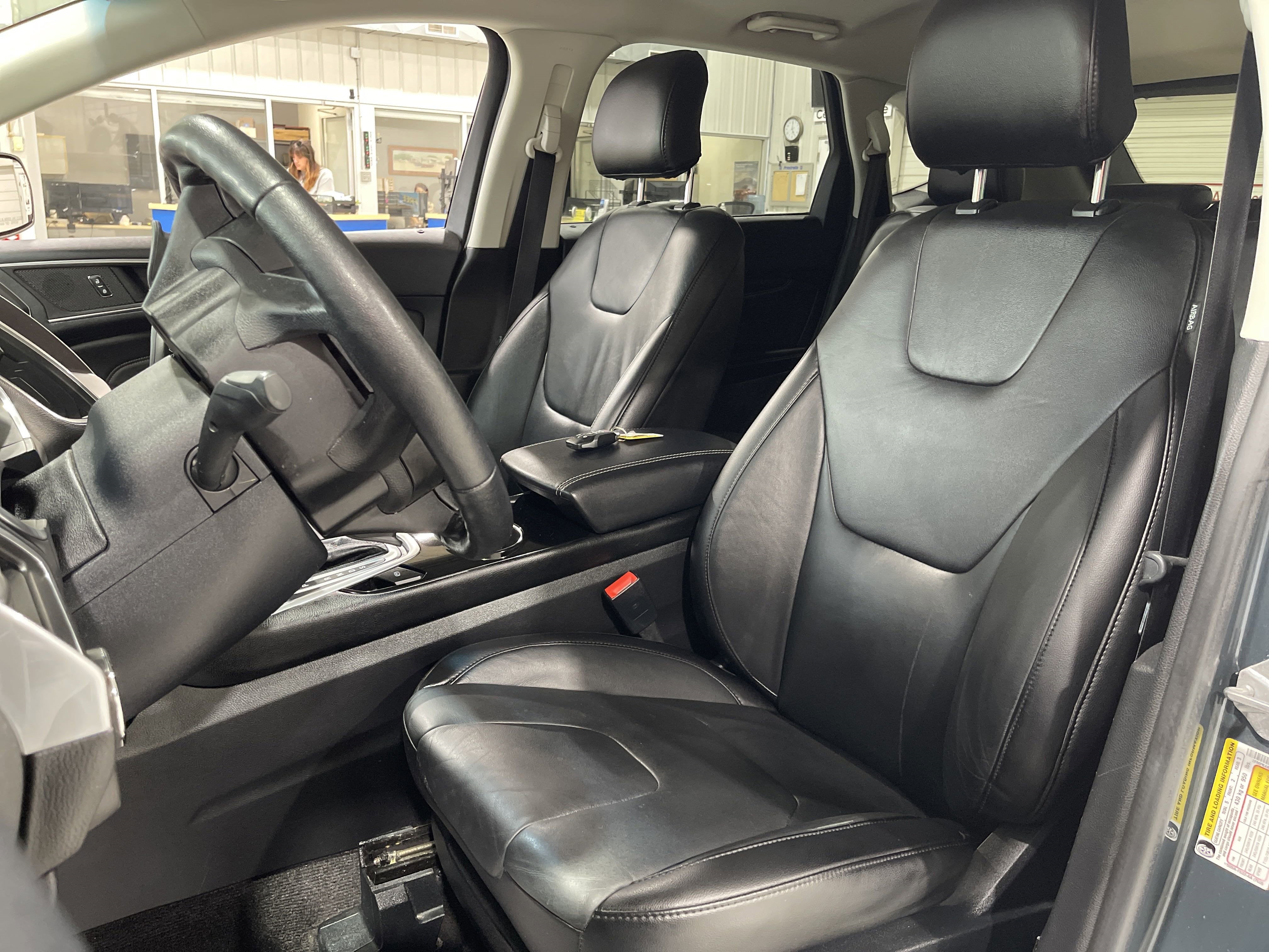 2016 Ford Edge Titanium