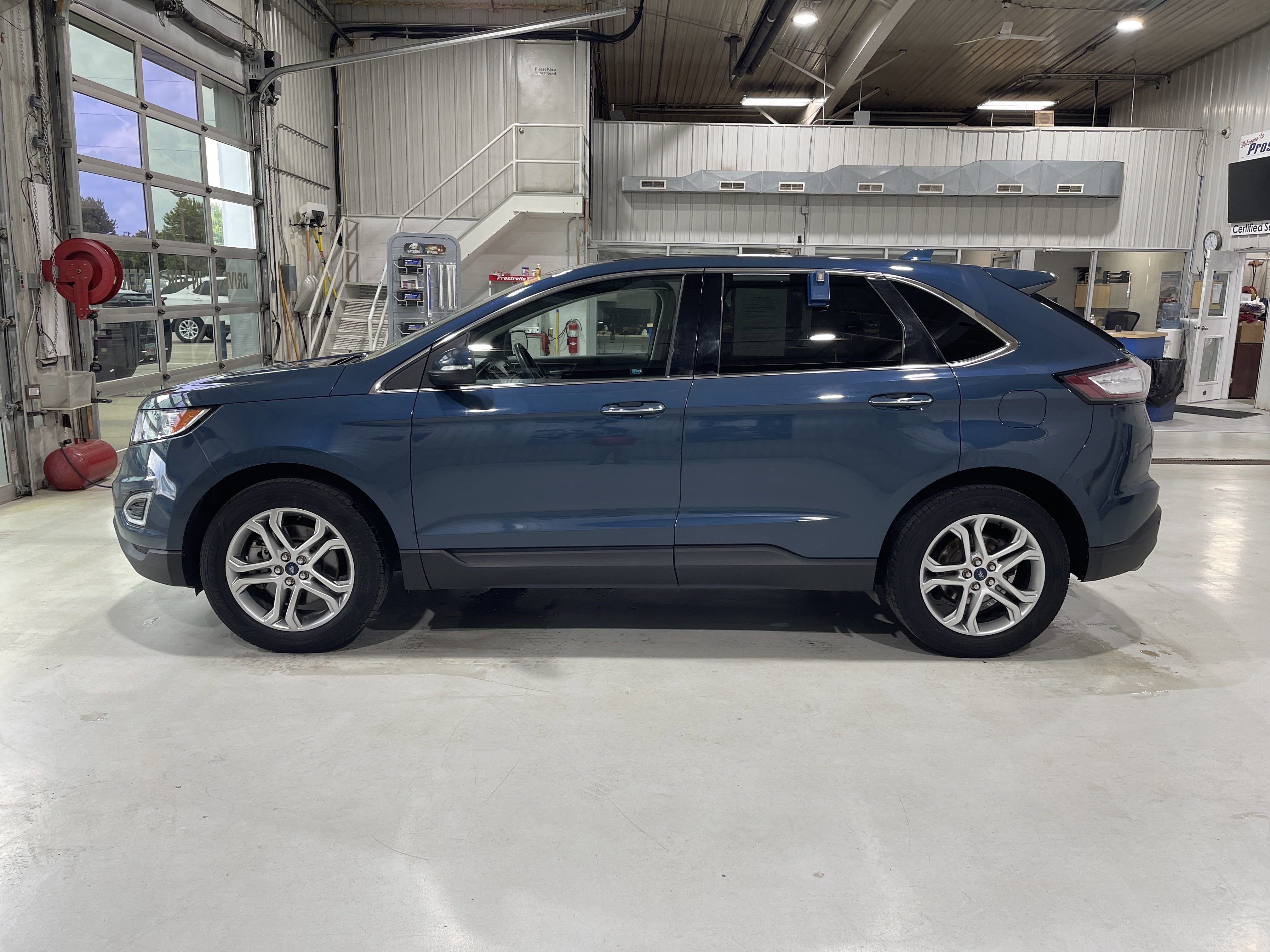2016 Ford Edge Titanium