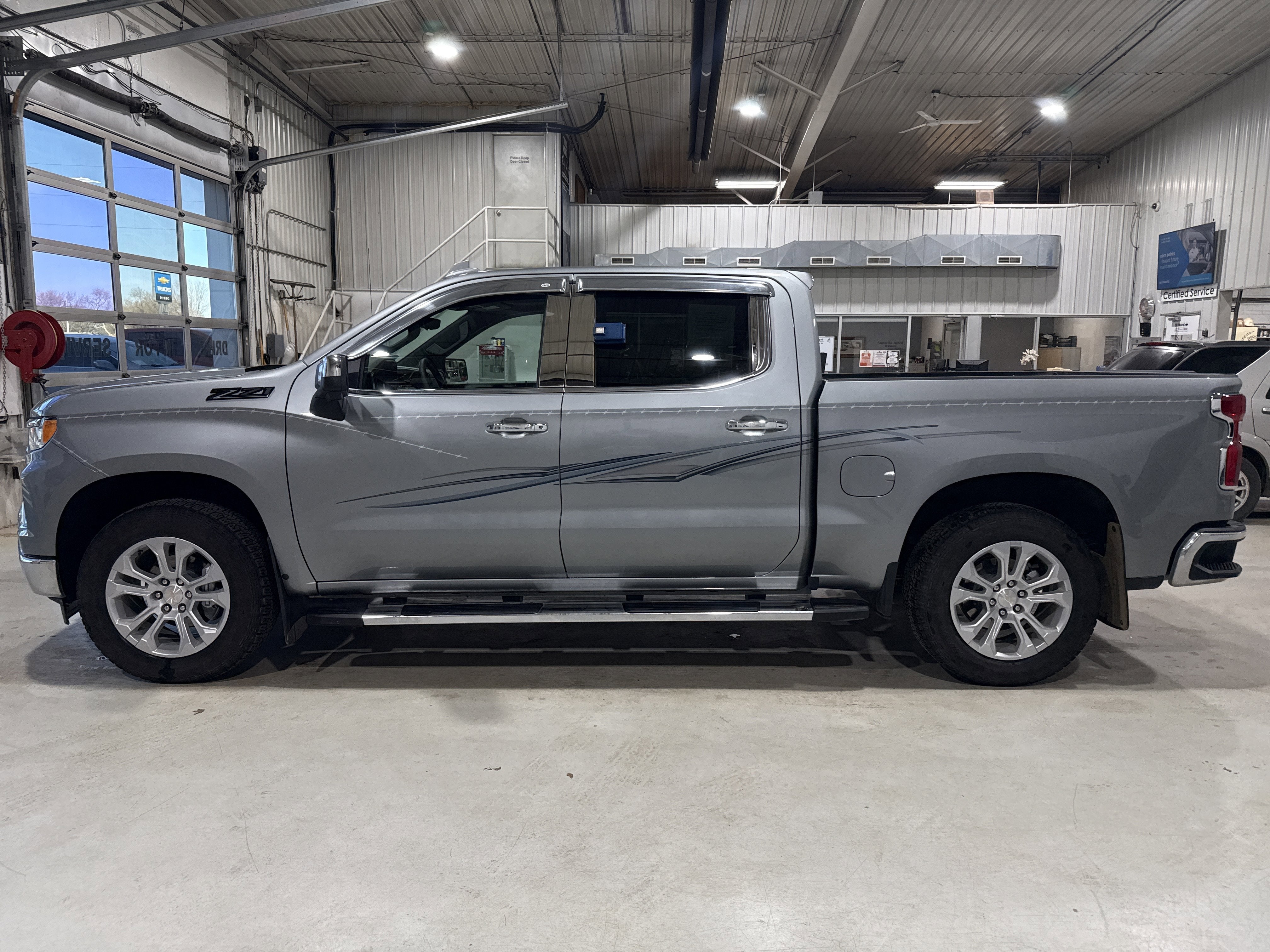 2024 Chevrolet Silverado 1500 LTZ