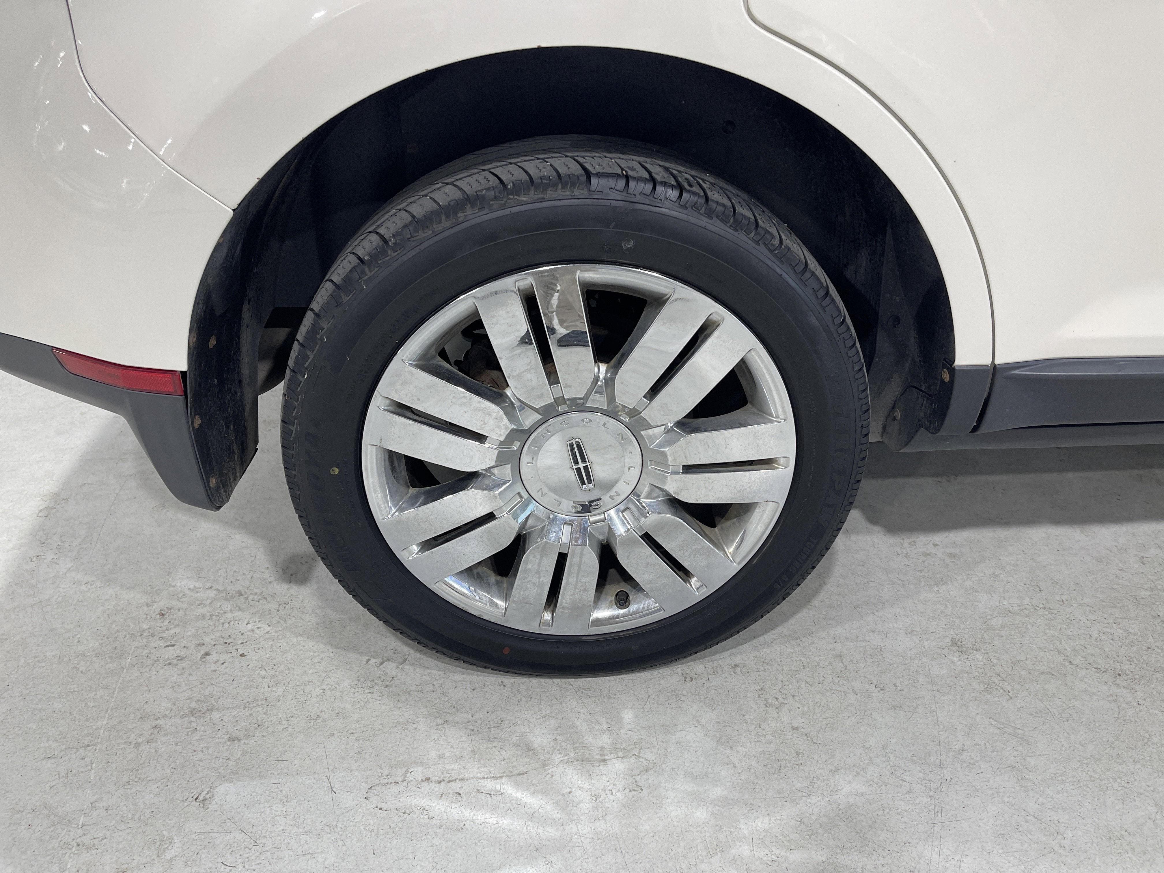 2008 Lincoln MKX BASE