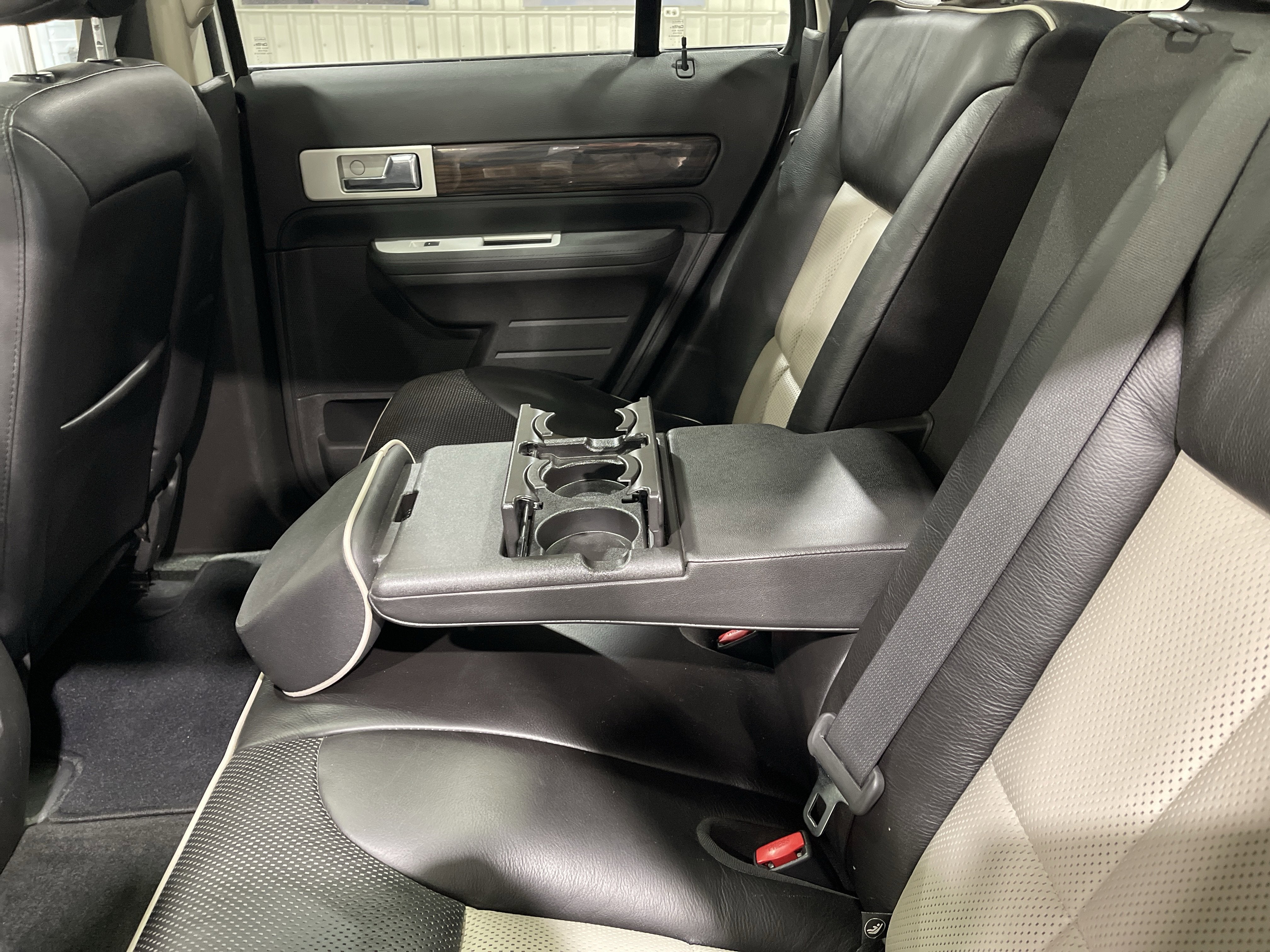 2008 Lincoln MKX BASE