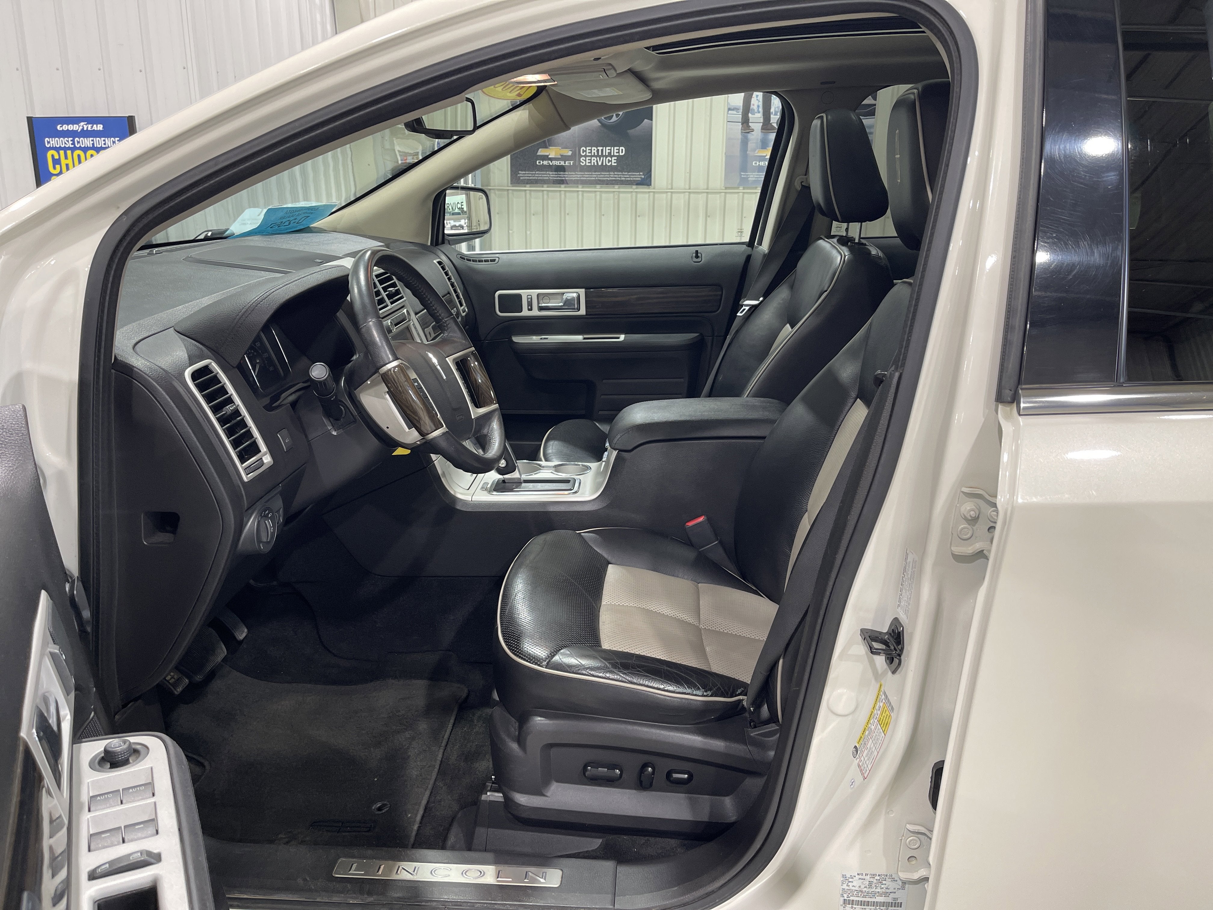 2008 Lincoln MKX BASE