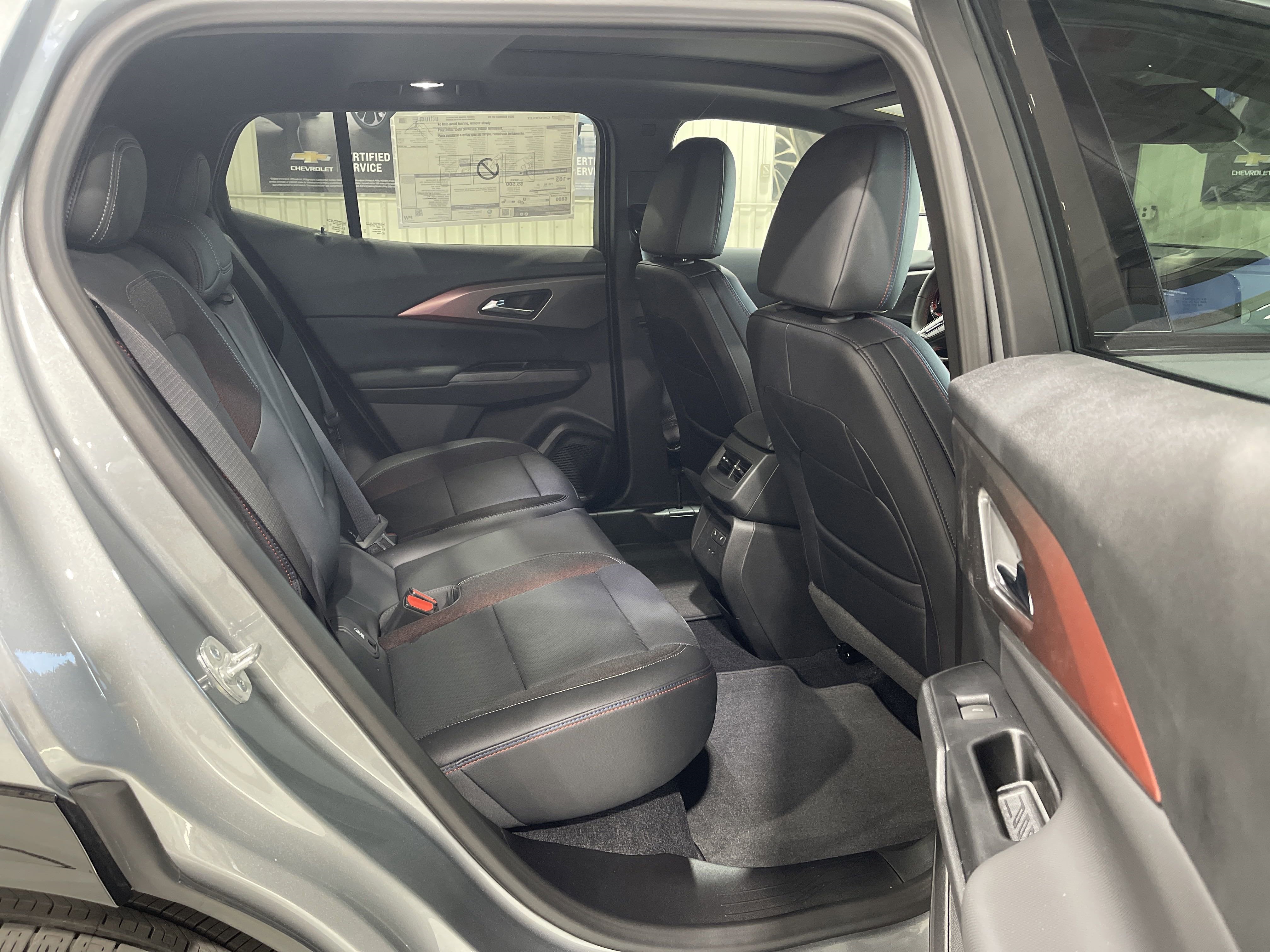 2025 Chevrolet Equinox EV RS