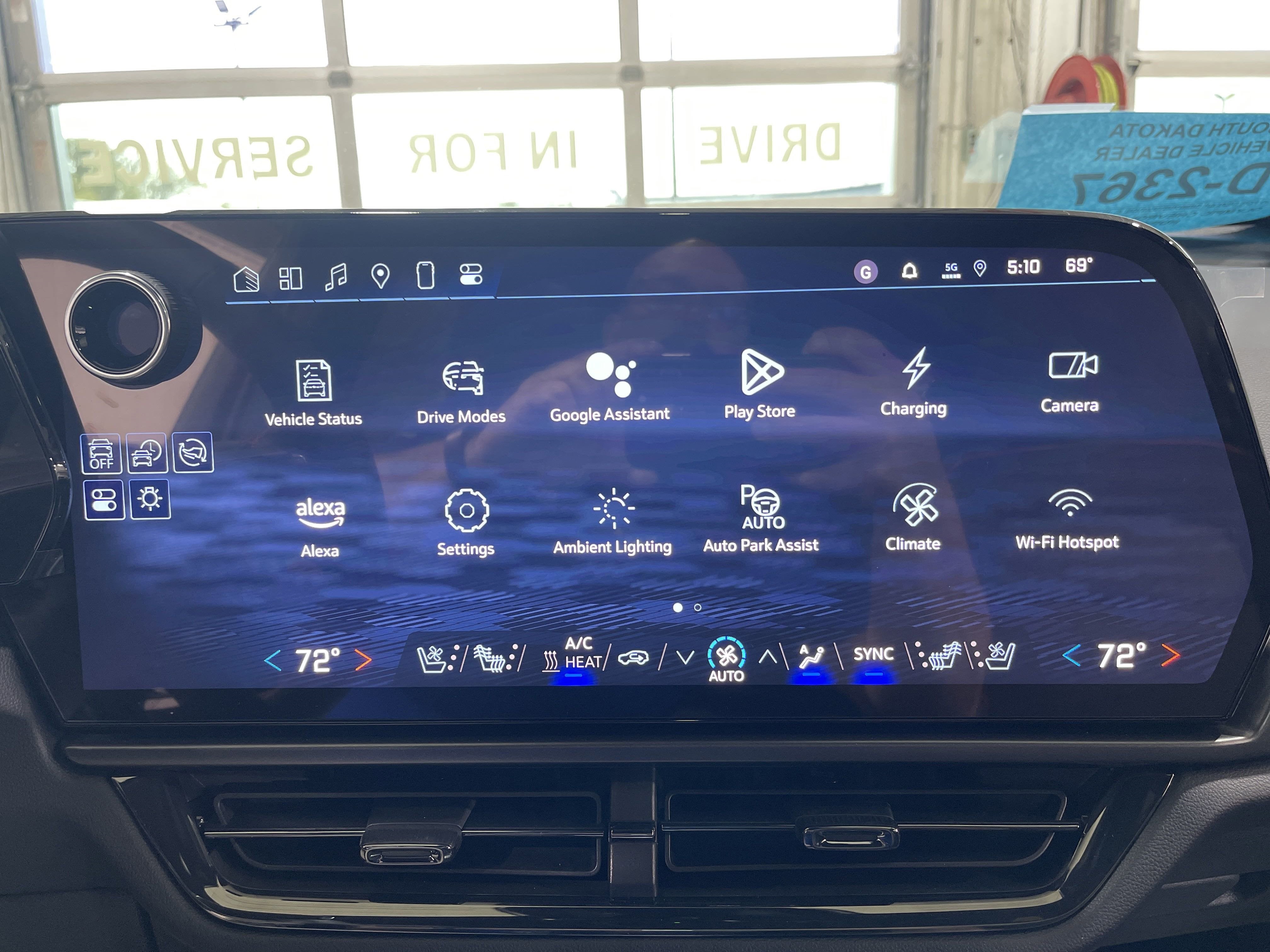 2025 Chevrolet Equinox EV RS