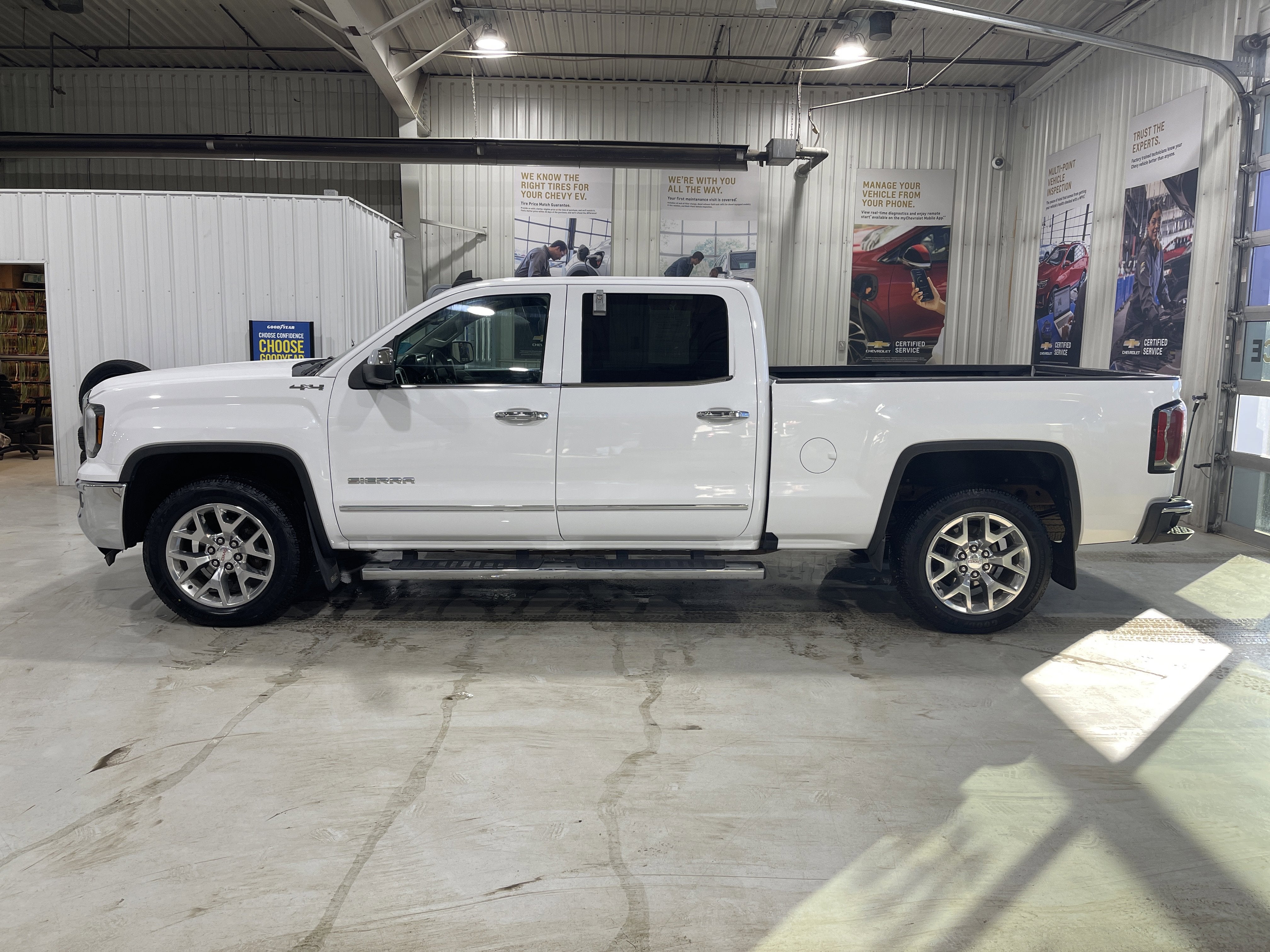 2017 GMC Sierra 1500 SLT