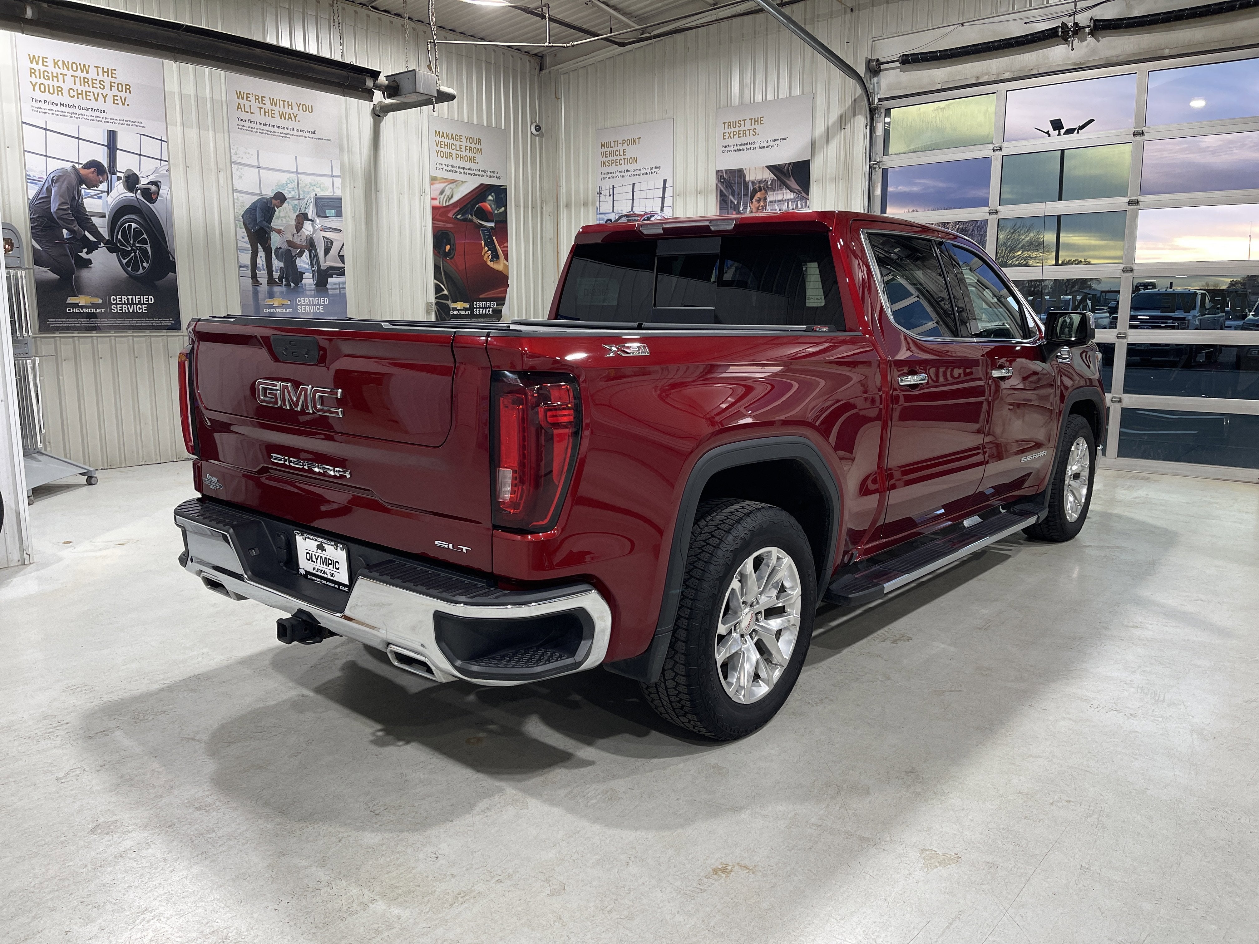 2021 GMC Sierra 1500 SLT