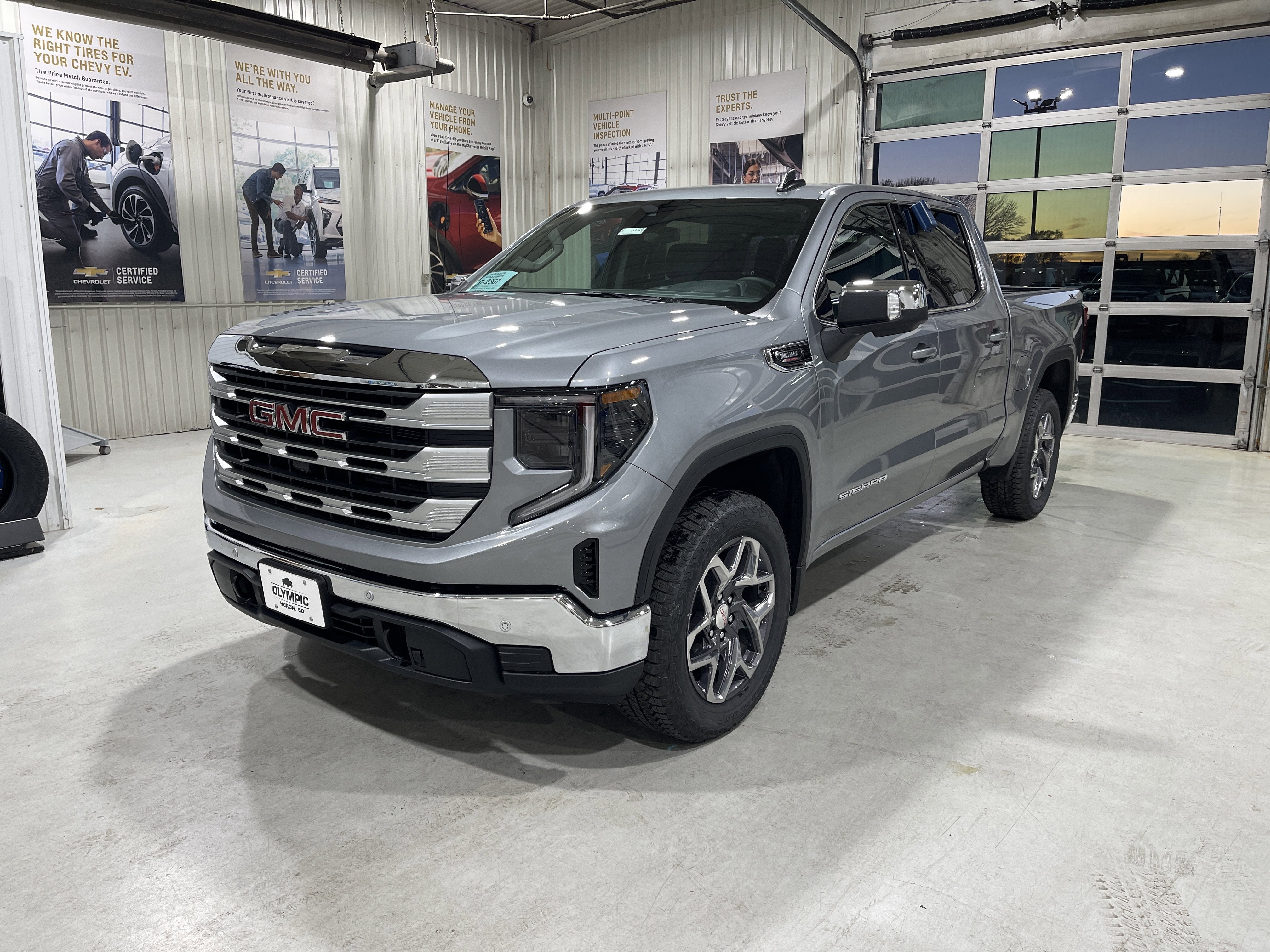 2026 GMC Sierra 1500 SLE