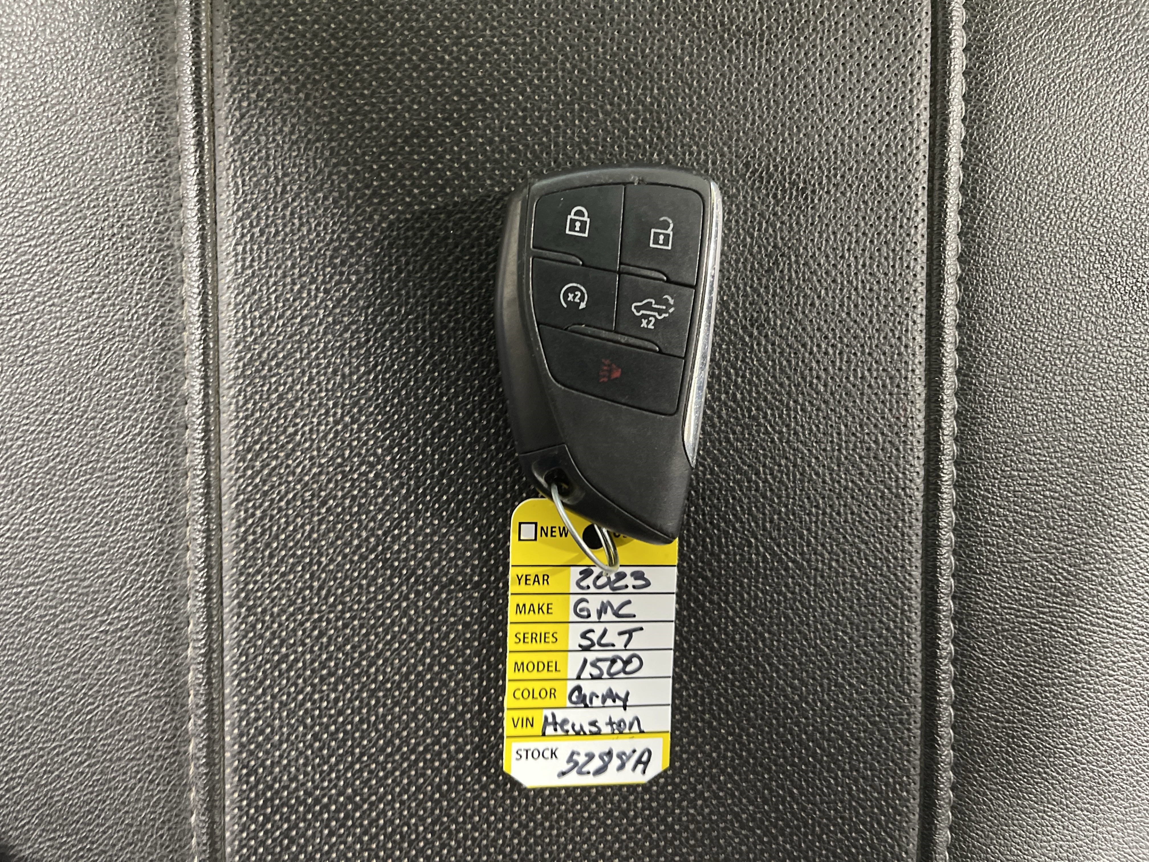 2023 GMC Sierra 1500 SLT