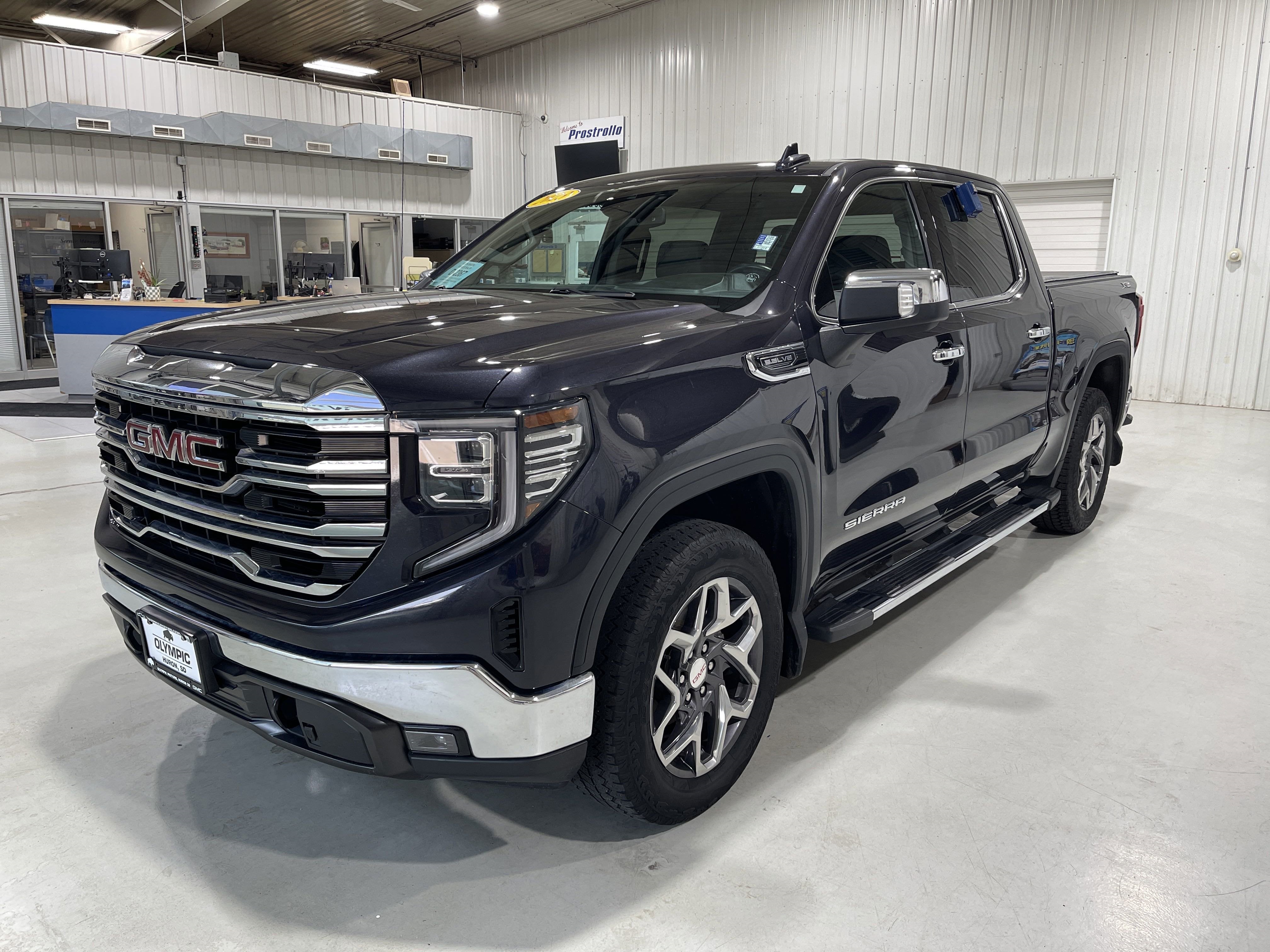 2023 GMC Sierra 1500 SLT