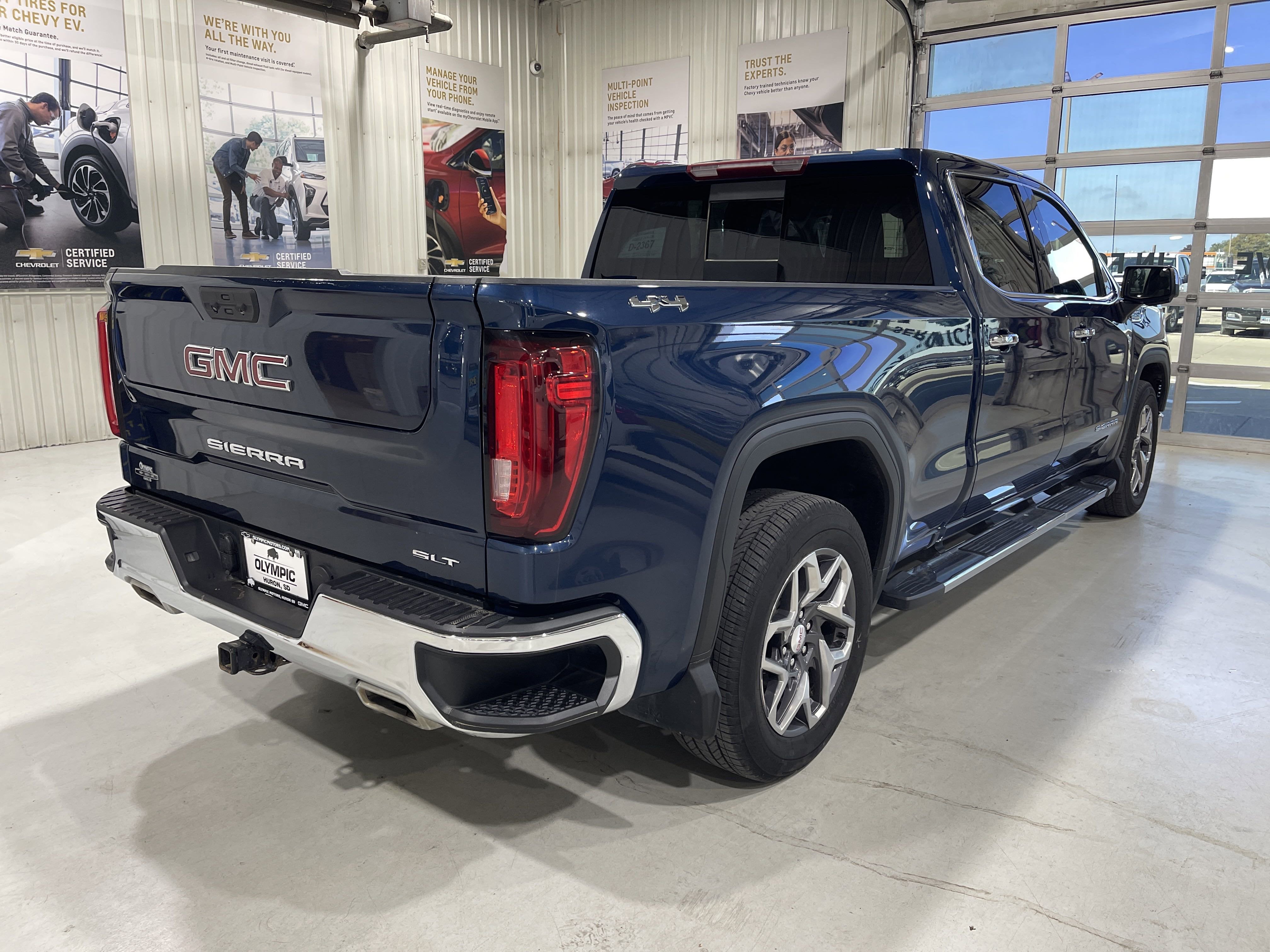 2023 GMC Sierra 1500 SLT