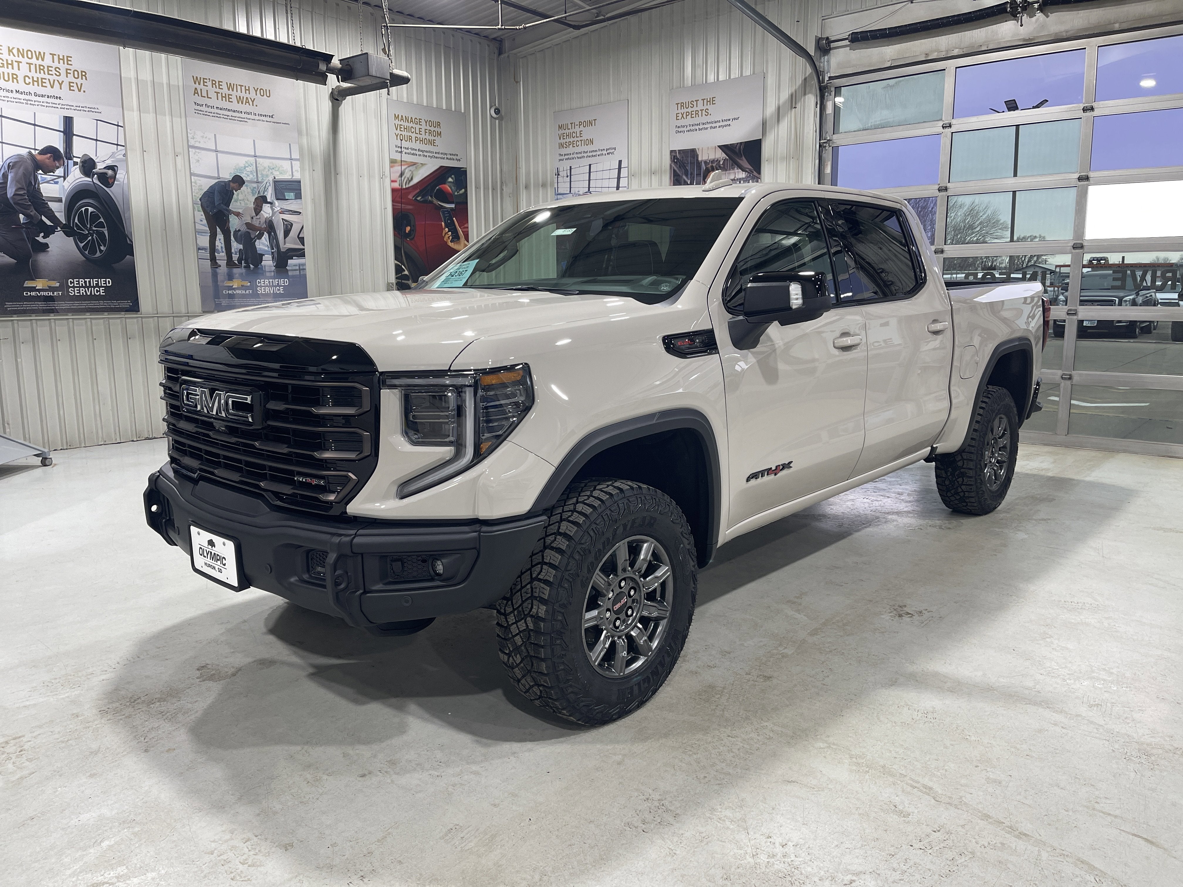 2026 GMC Sierra 1500 AT4X