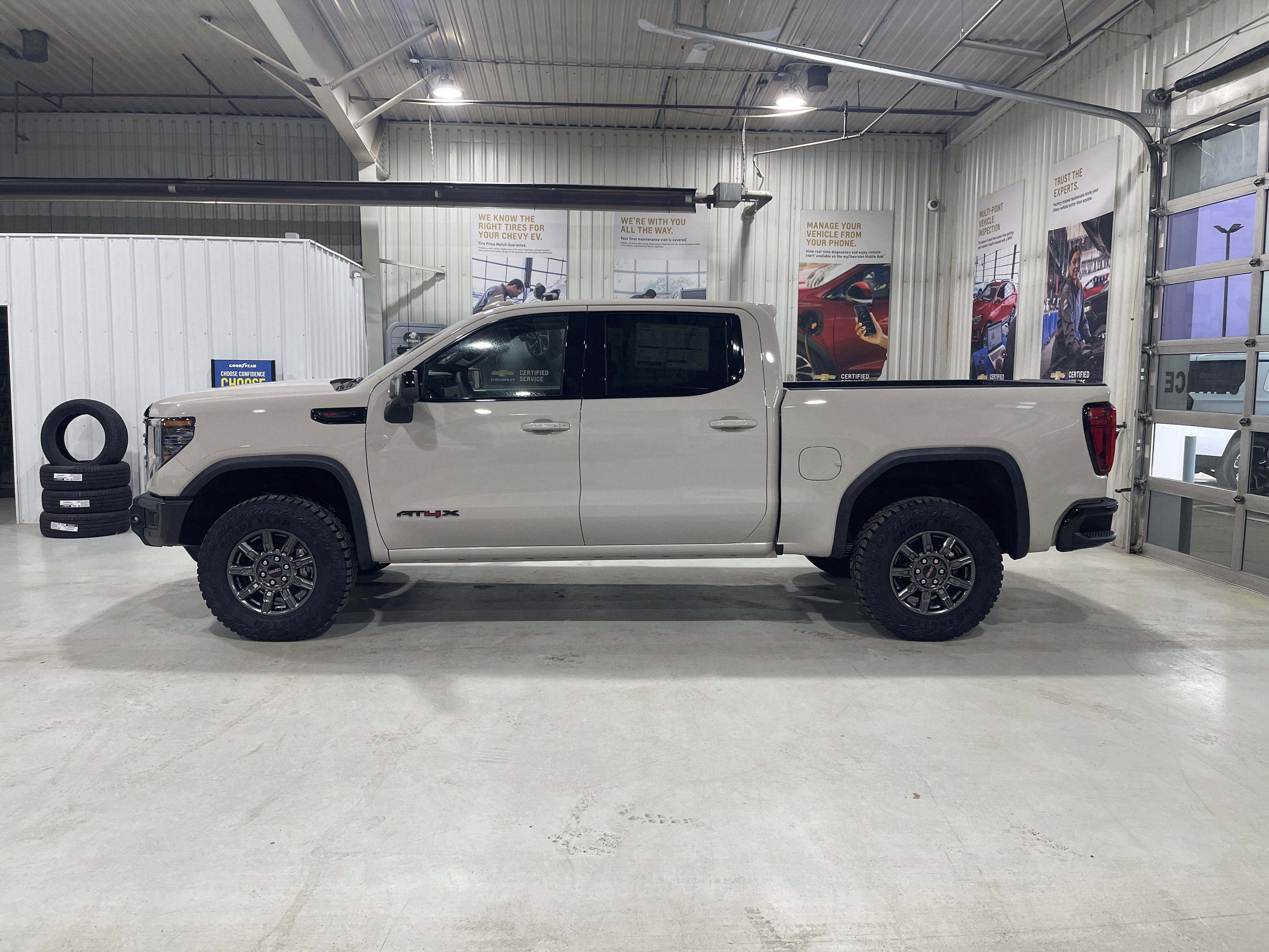2026 GMC Sierra 1500 AT4X
