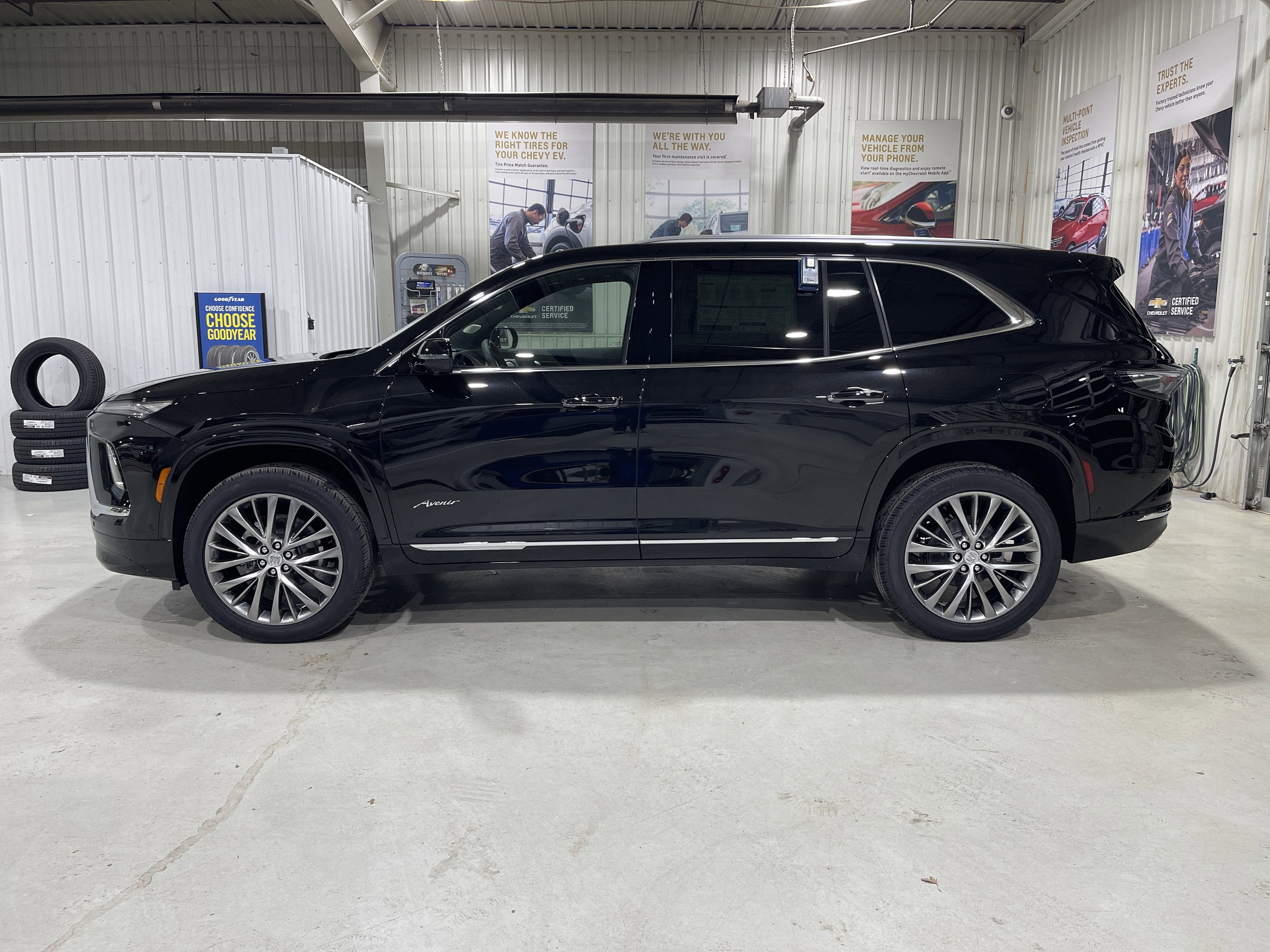 2026 Buick Enclave Avenir